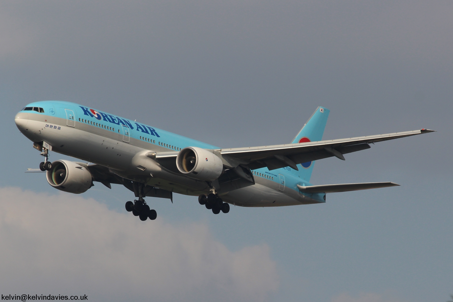 Korean Air 777 HL7721