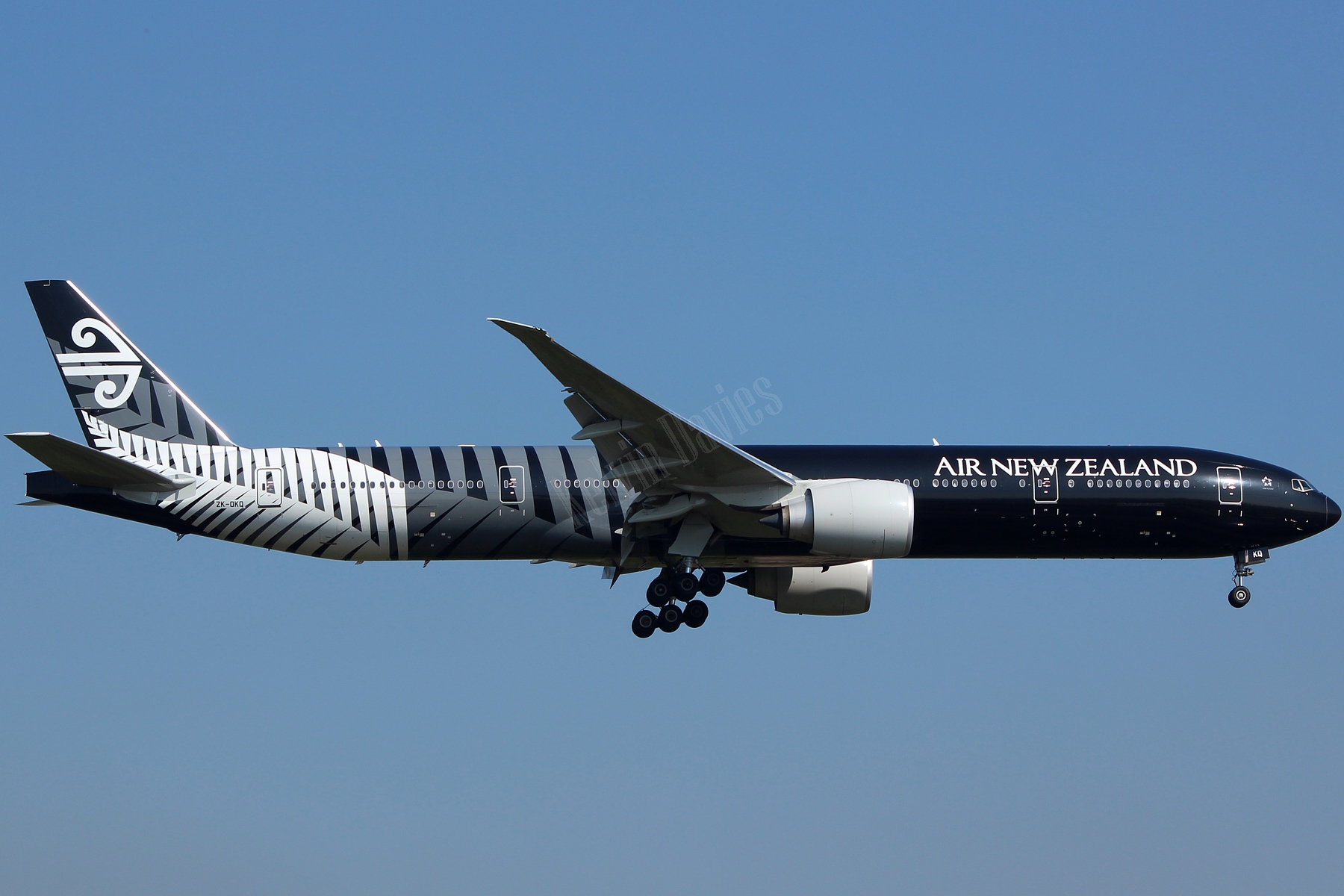 Air New Zealand 777 ZK-OKQ