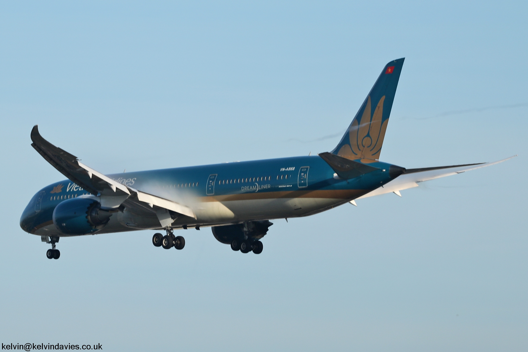 Vietnam Airlines 787 VN-A868