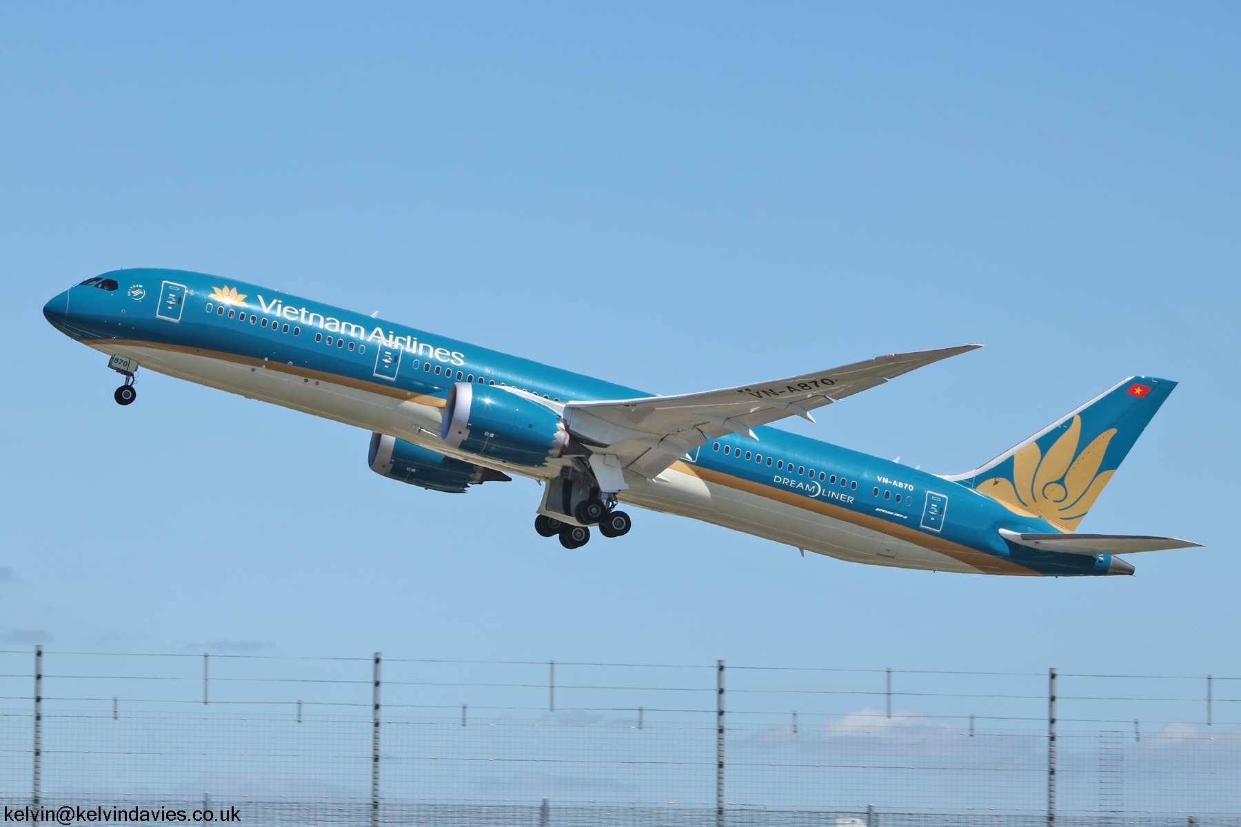 Vietnam Airlines 787 VN-A870