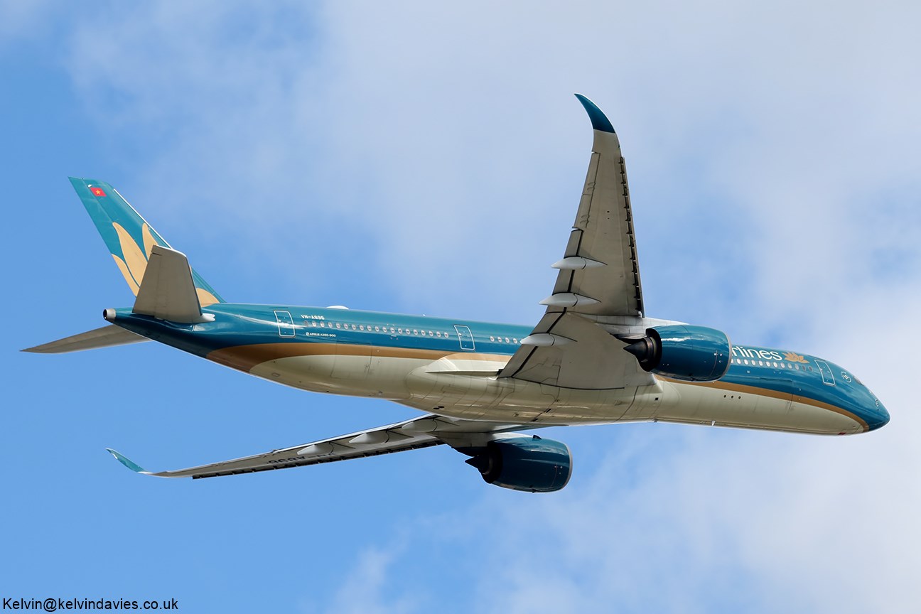 Vietnam Airlines A350 VN-A896