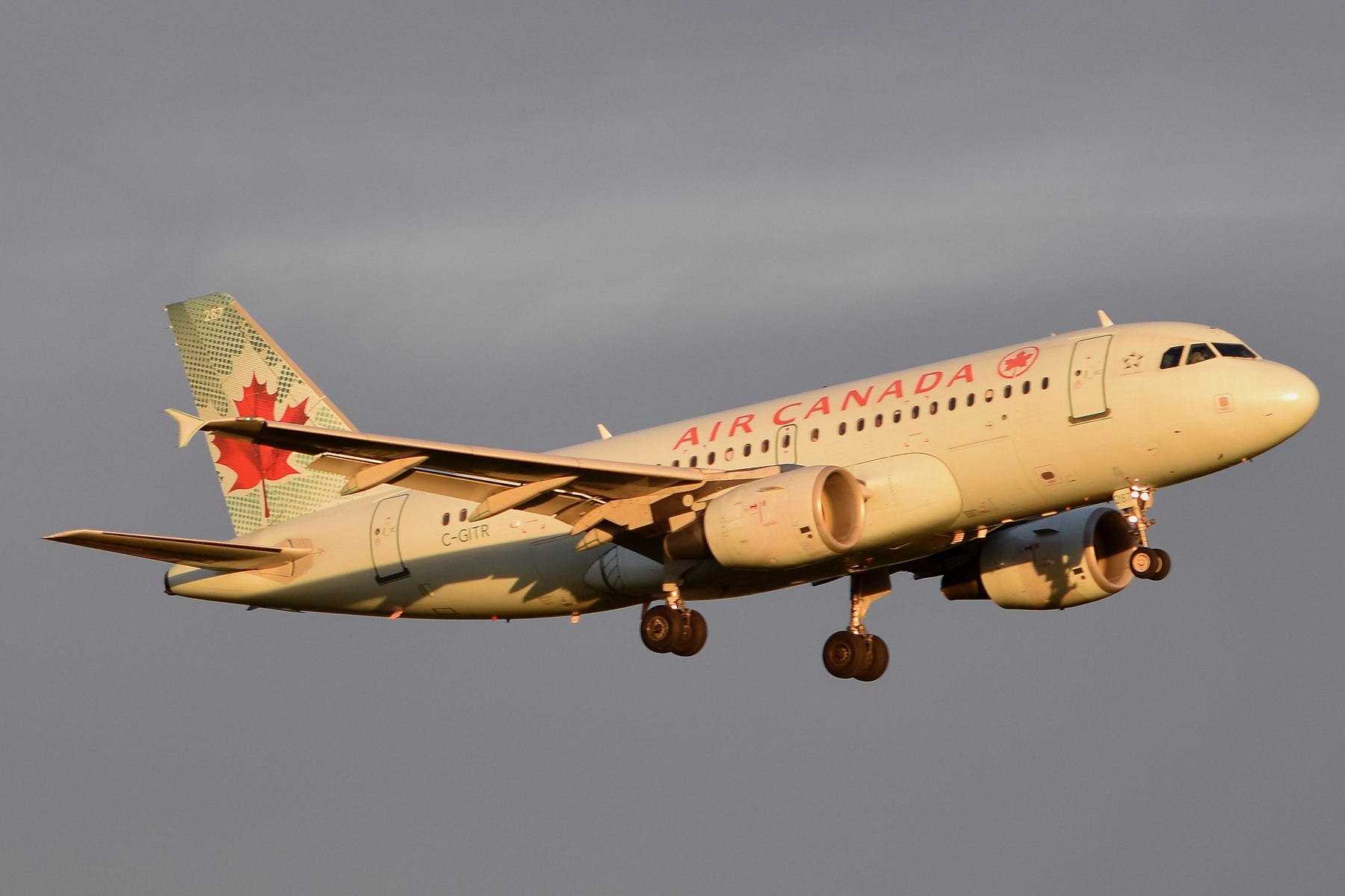 C-GITR Air Canada A318