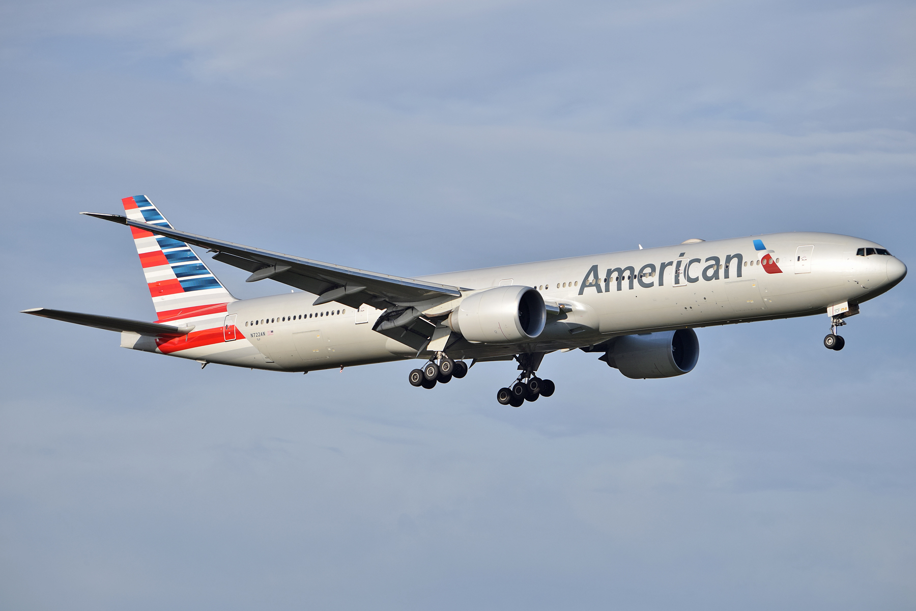 American Airlines 777 N722AN