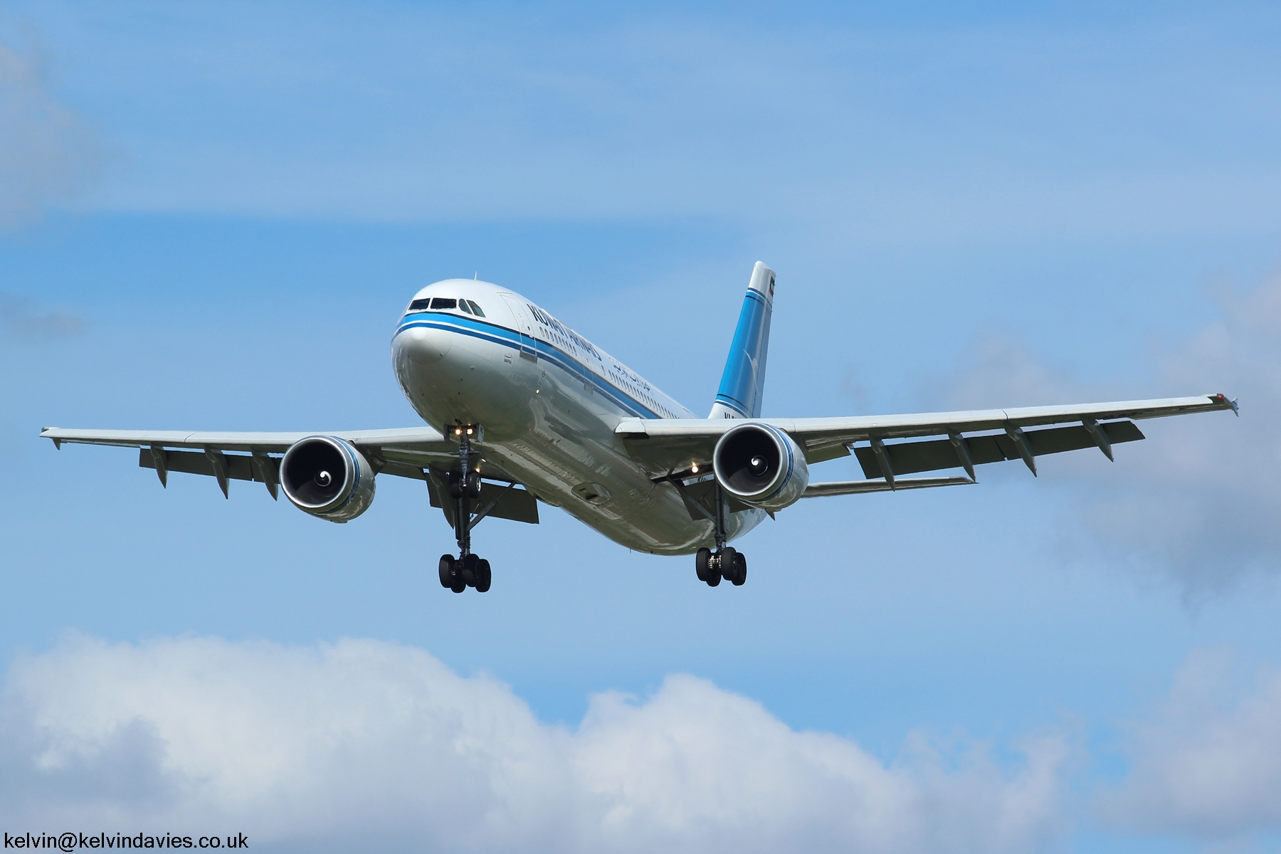Kuwait Airways A300 9K-AMC