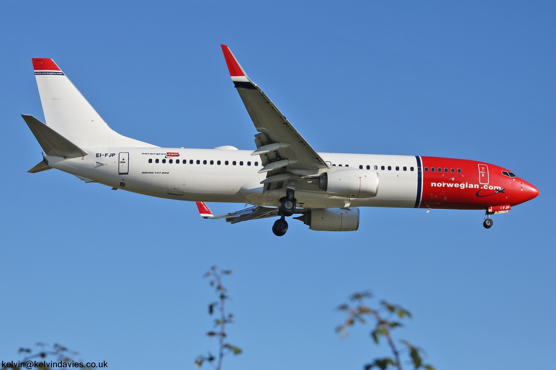 Norwegian 737NG EI-FJP