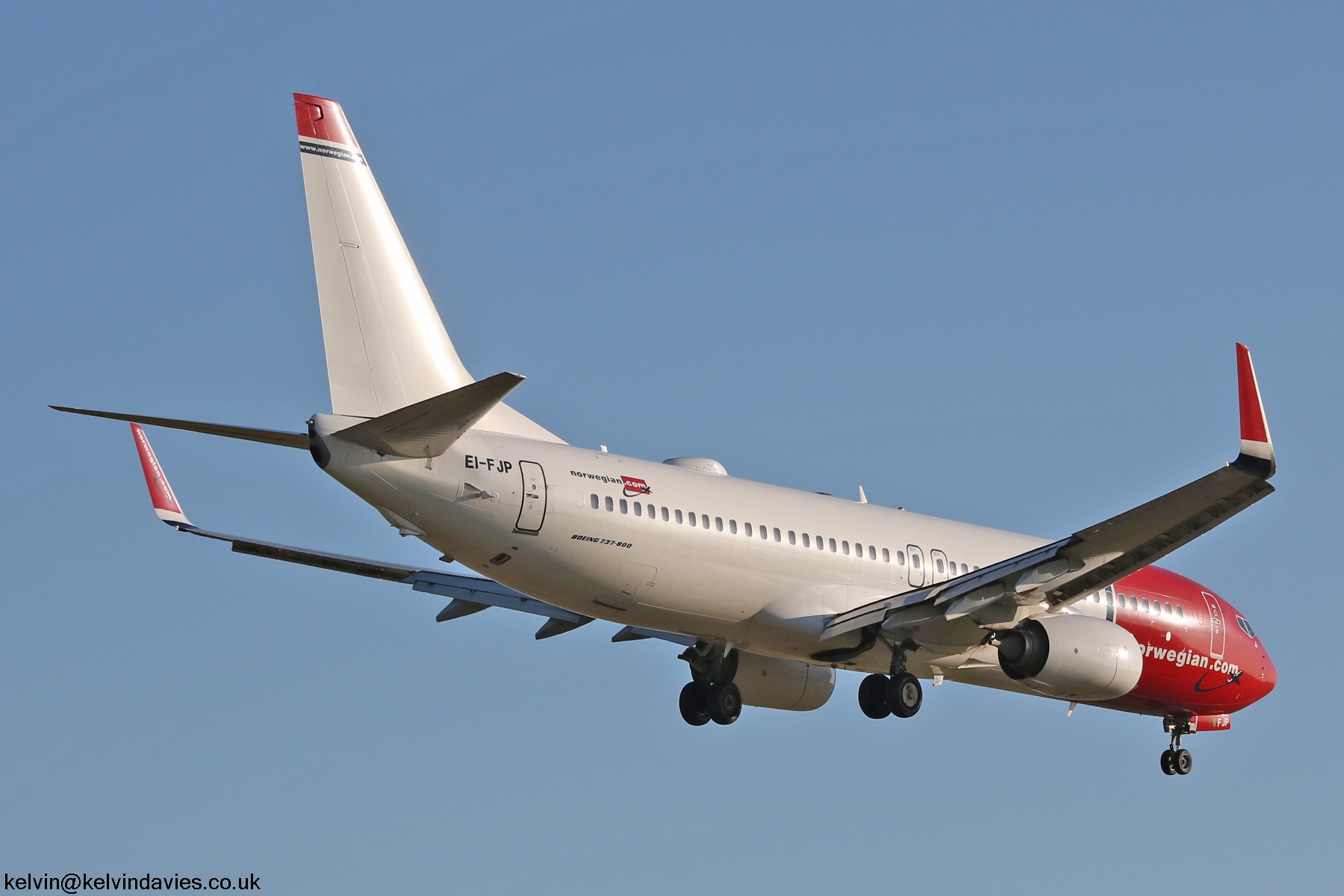 Norwegian 737NG EI-FJP