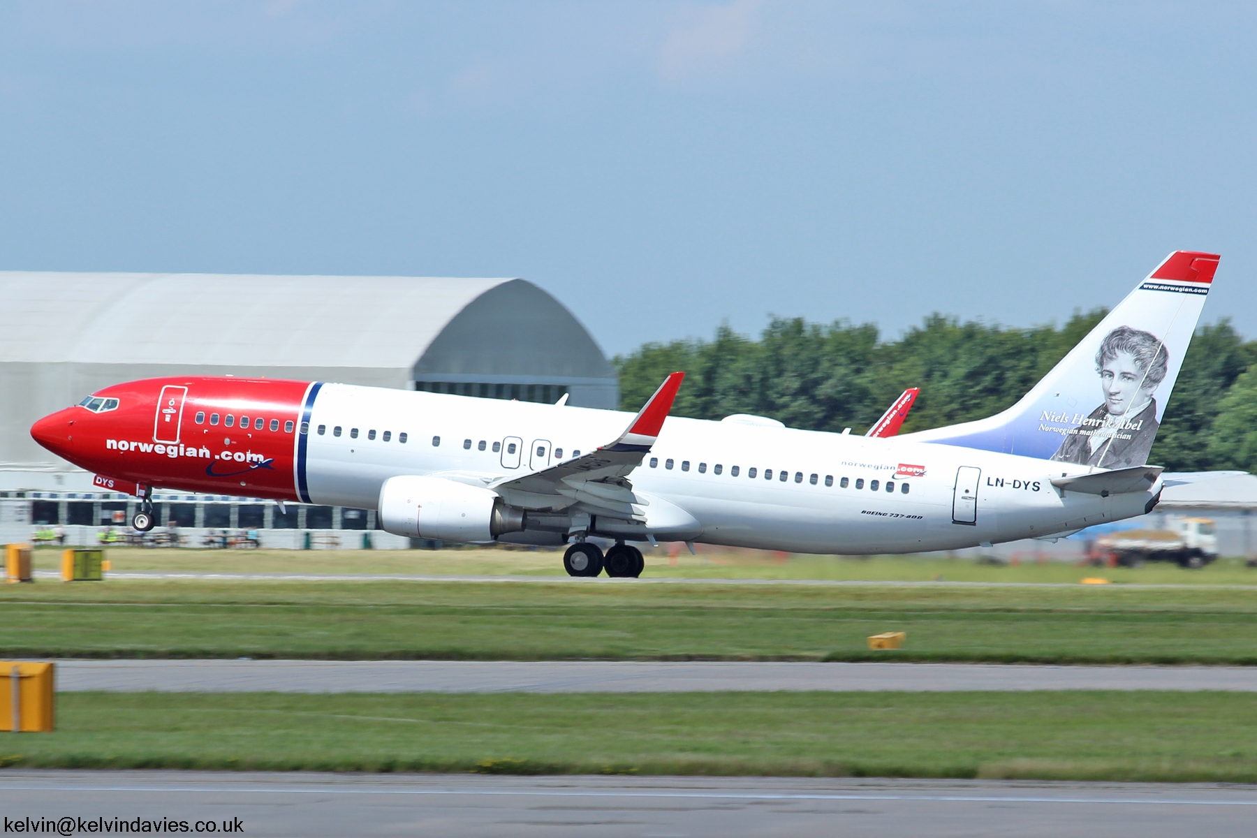 Norwegian 737 LN-DYS
