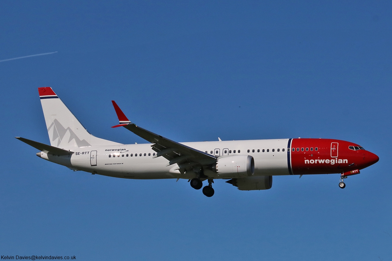 Norwegian Air Sweden 737NG SE-RTT