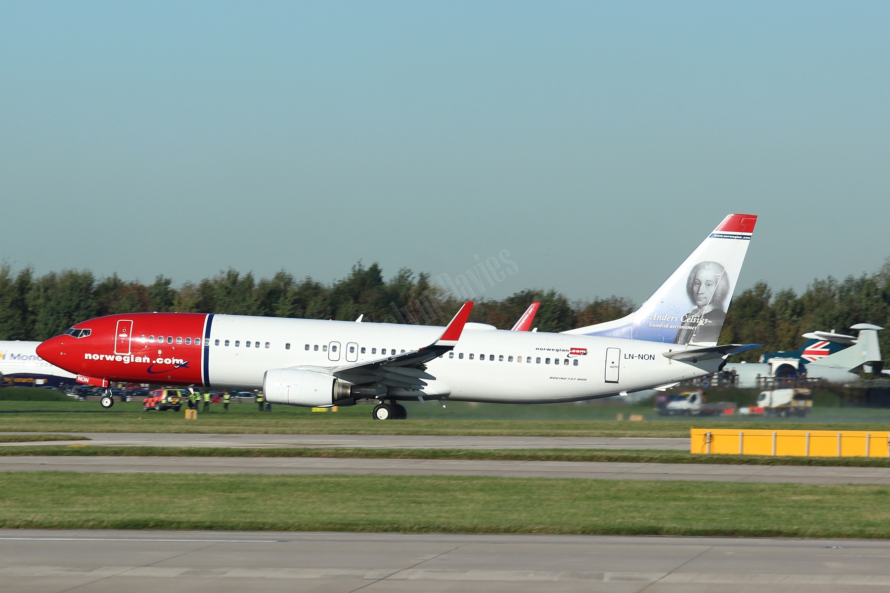 Norwegian 737 LN-NON