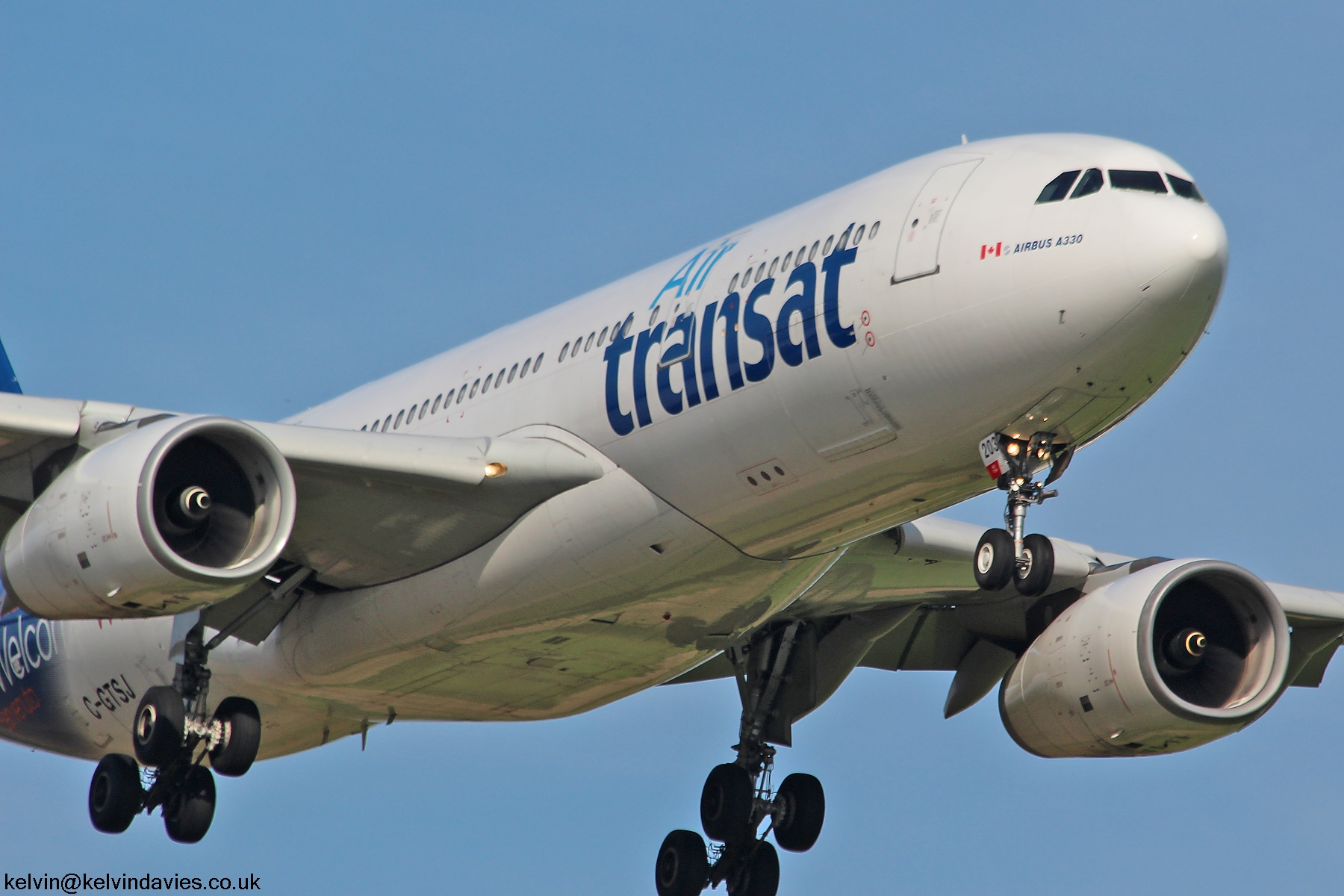 Air Transat A330 C-GTSJ