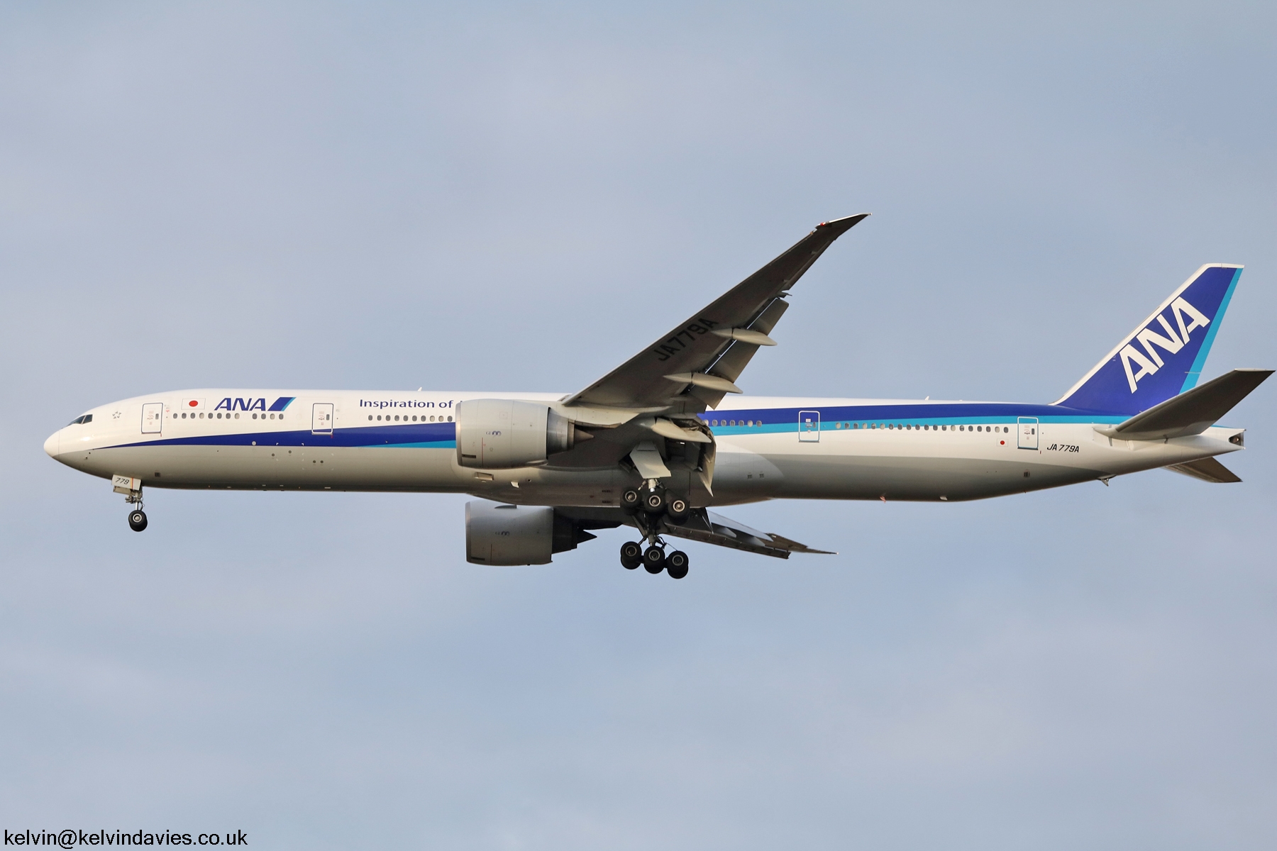 ANA 777 JA779A