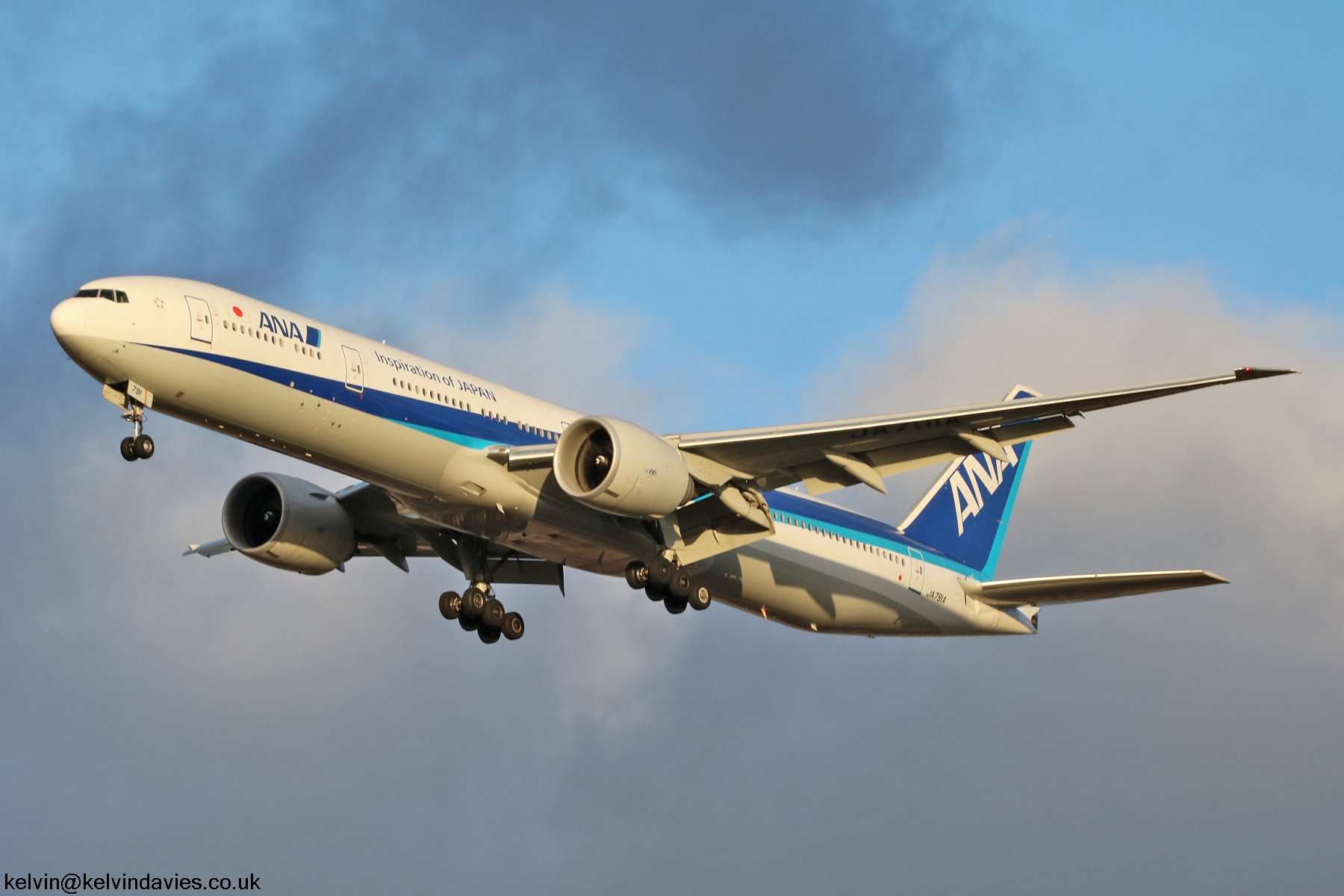 ANA 777 JA781A