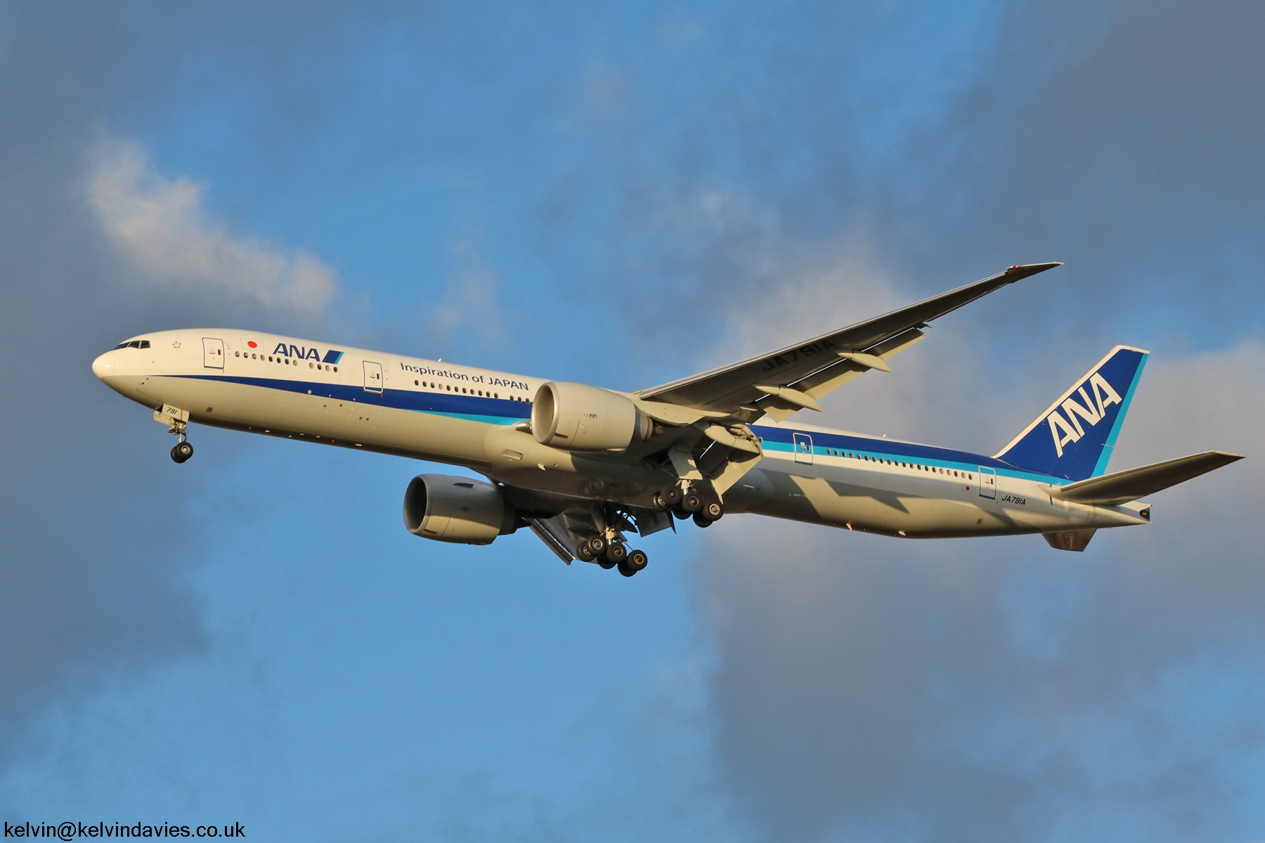 ANA 777 JA781A