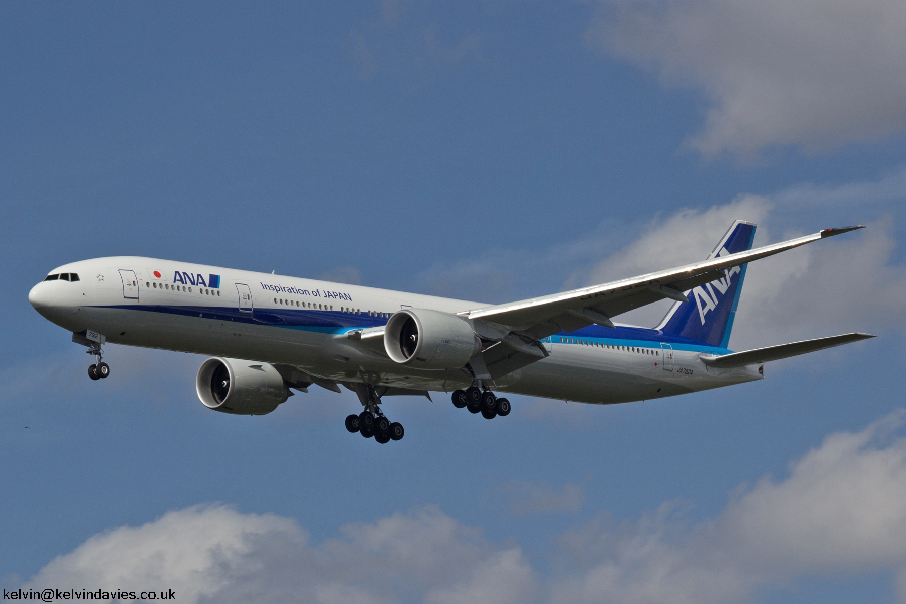 ANA 777 JA782A