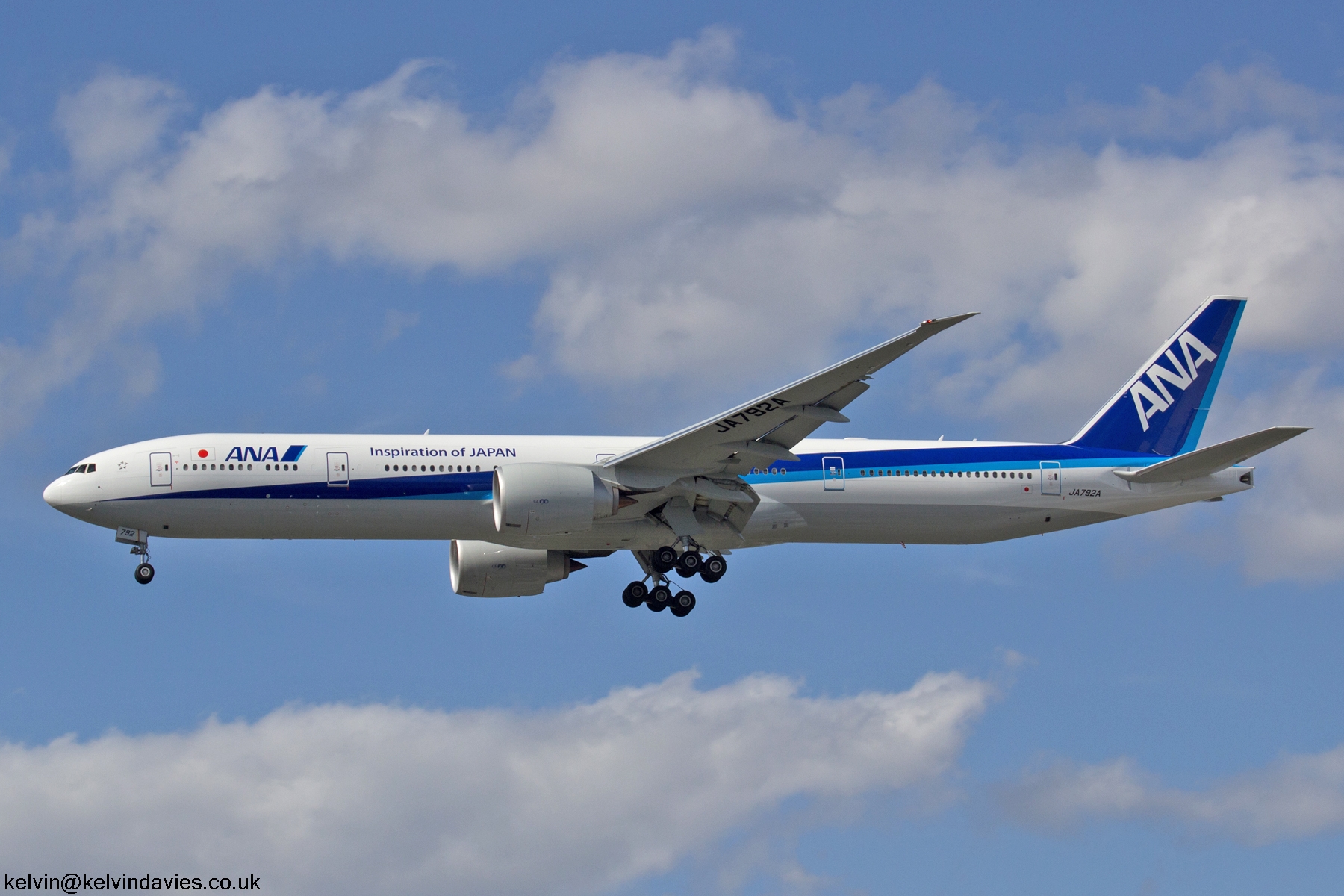 ANA 777 JA782A
