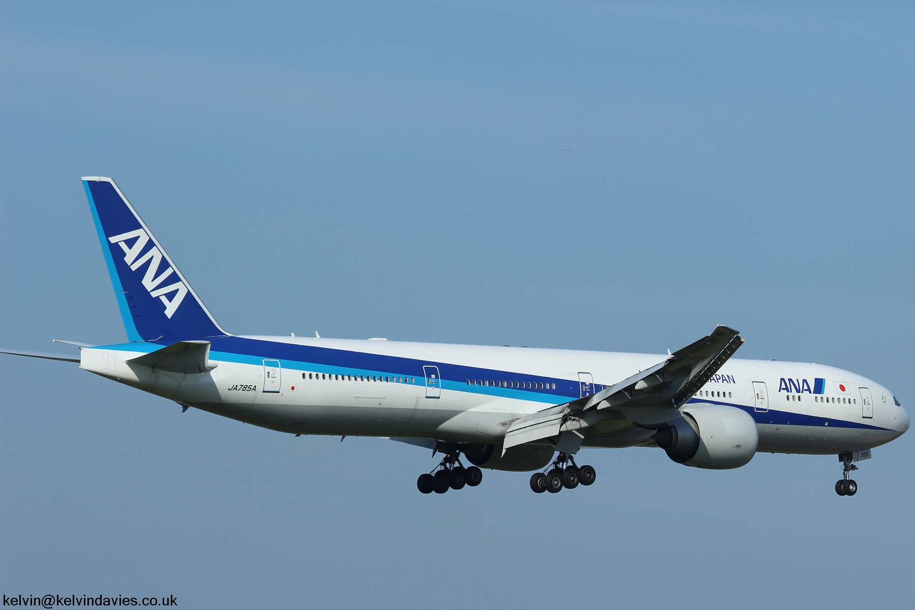 ANA 777 JA785A