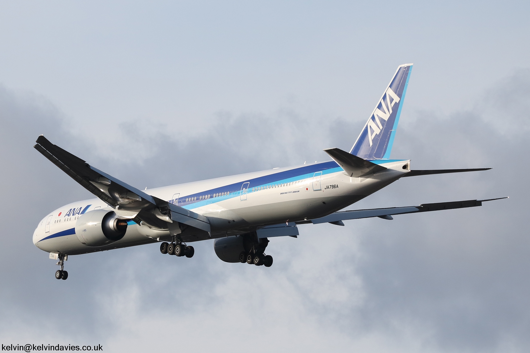 ANA 777 JA796A