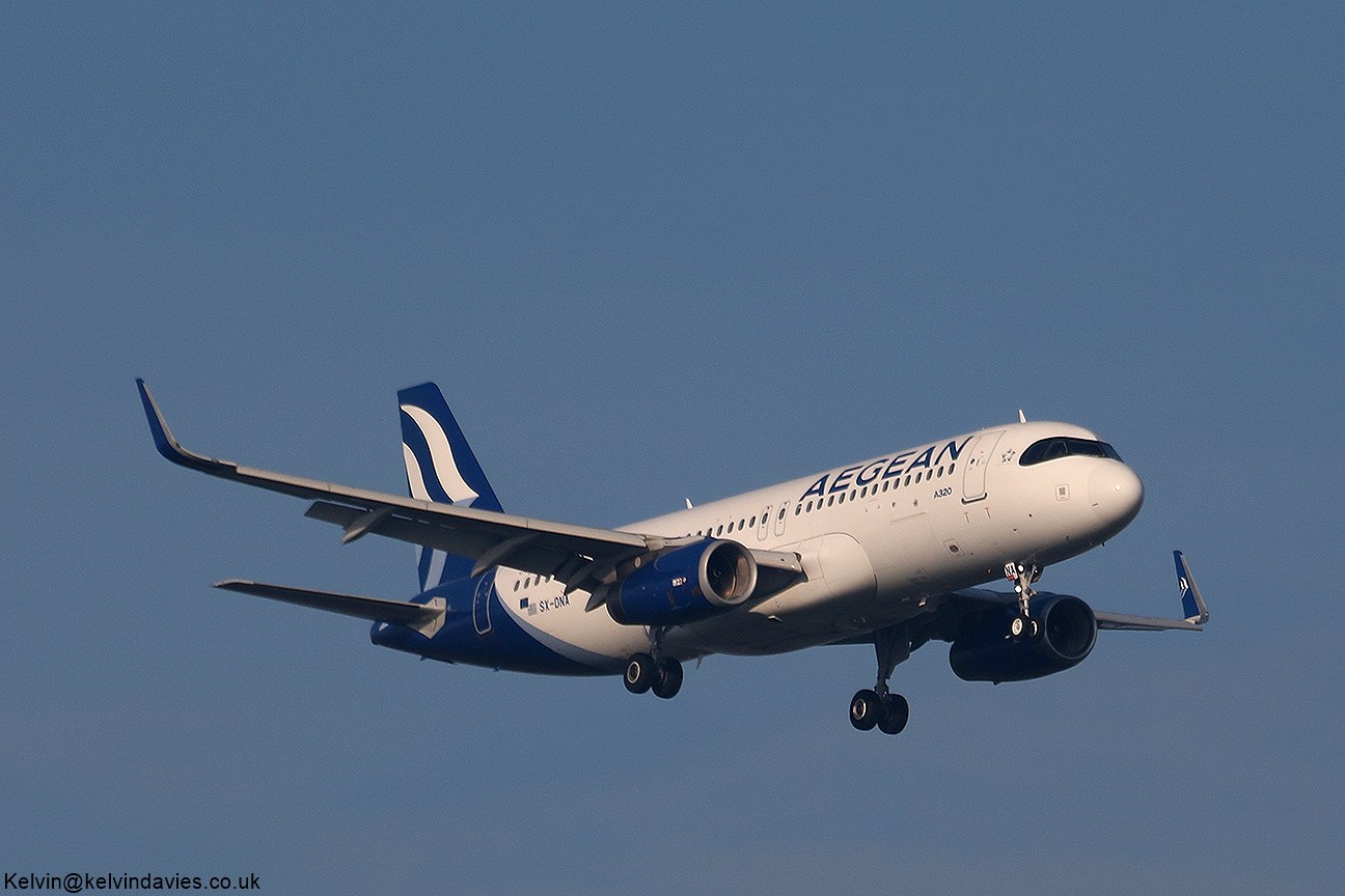 Aegean Airlines A320-200 SX-DNA