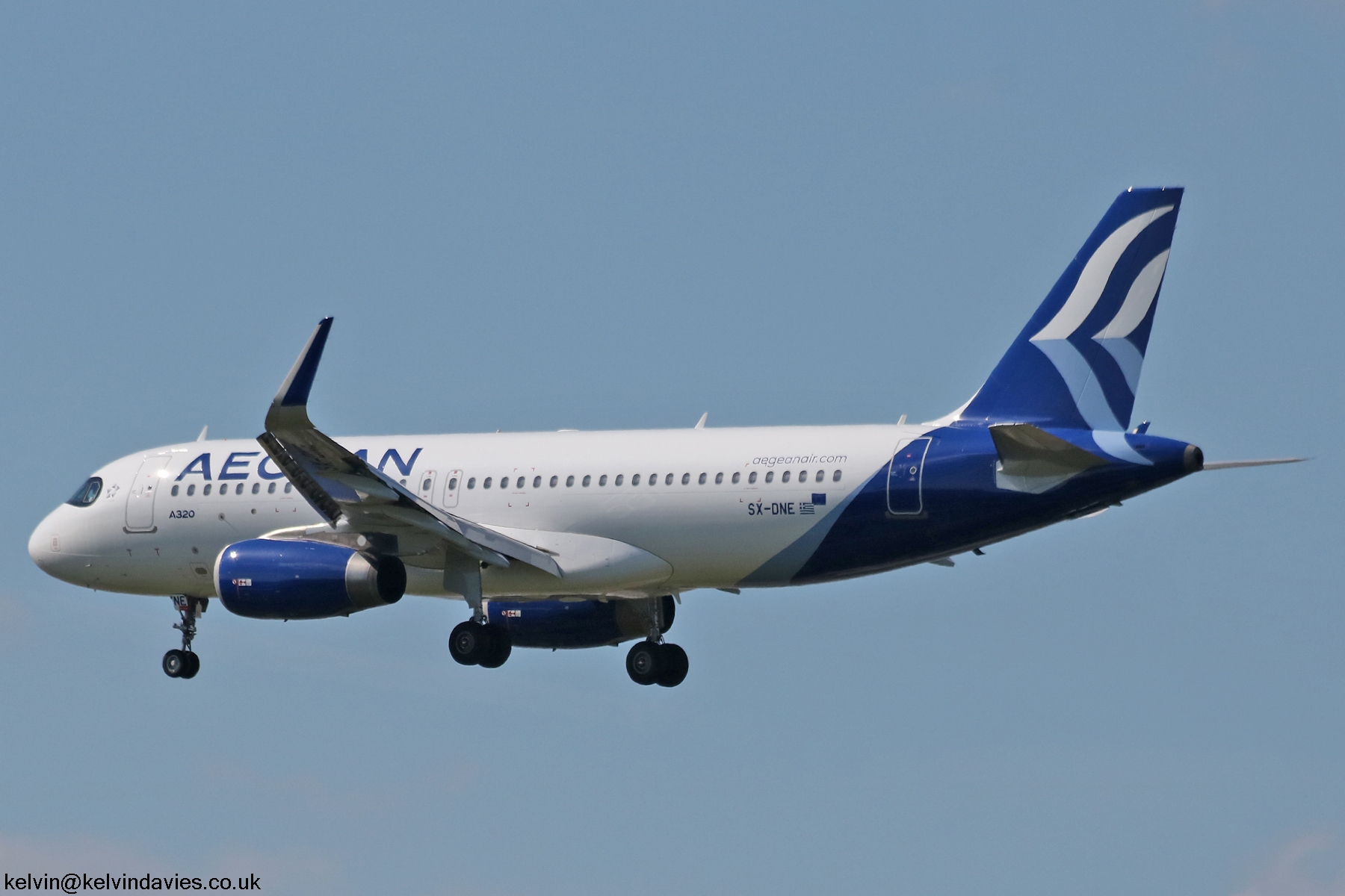 Aegean Airlines A320 SX-DNE