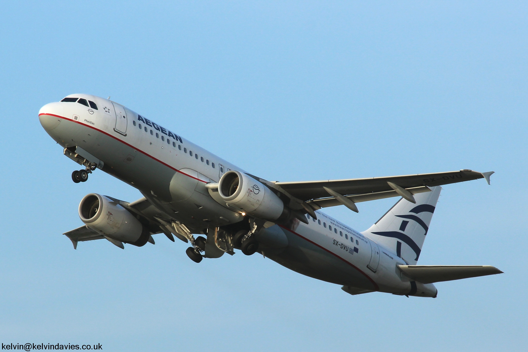 Aegean Airlines A320 SX-DVU