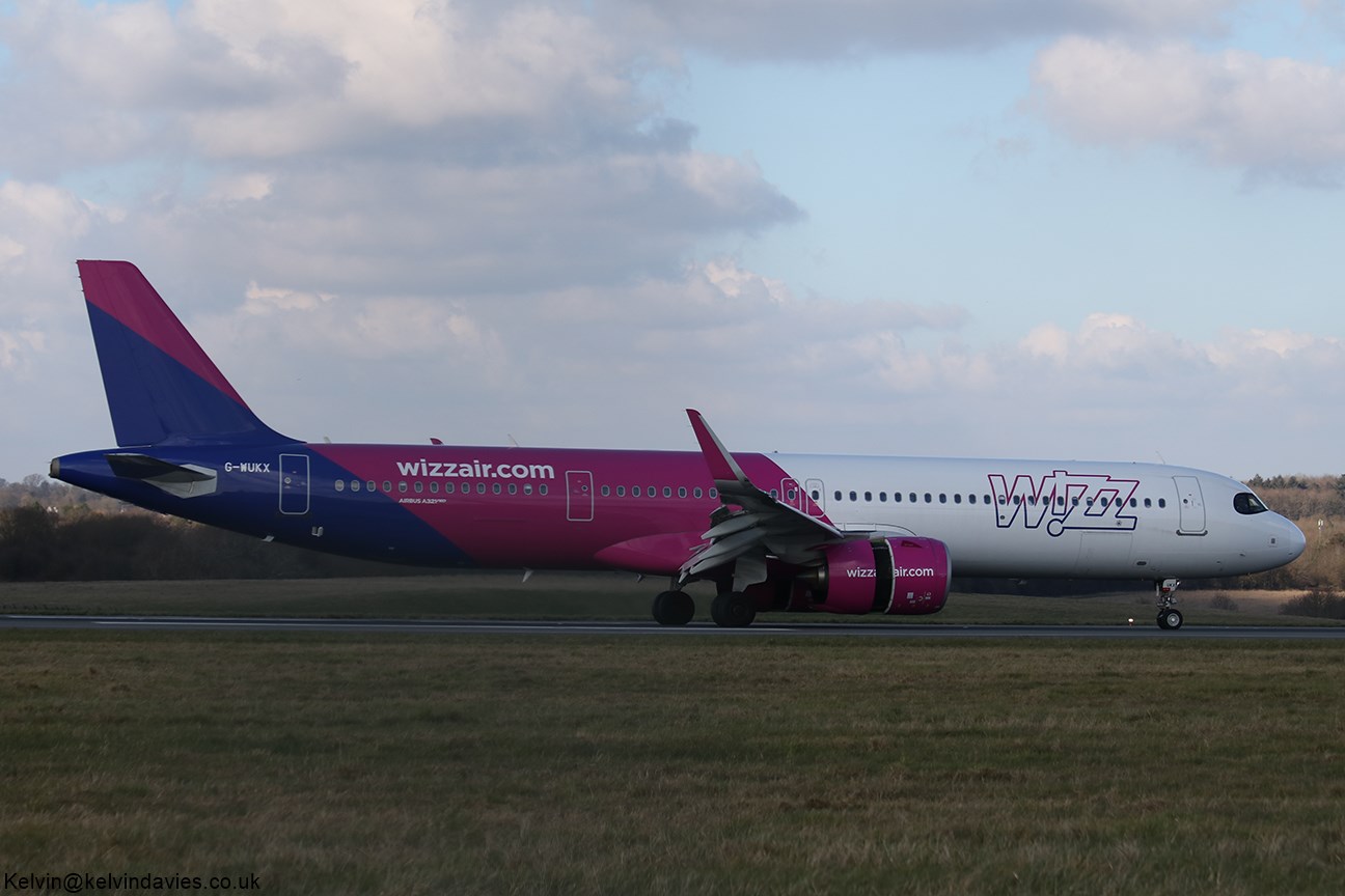 Wizz Air UK A321 NEO G-WUKX