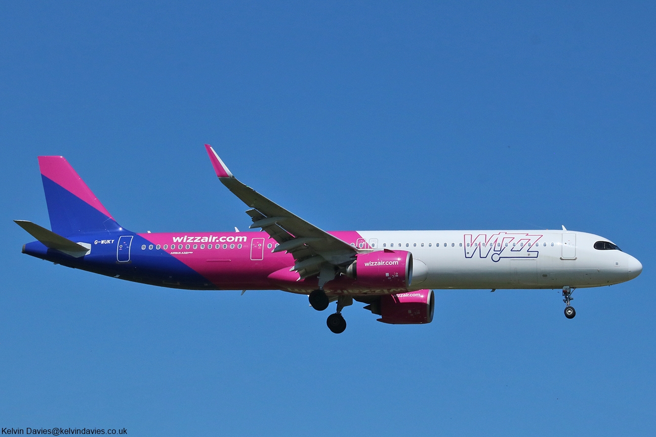 Wizz Air A321NEO G-WUKY