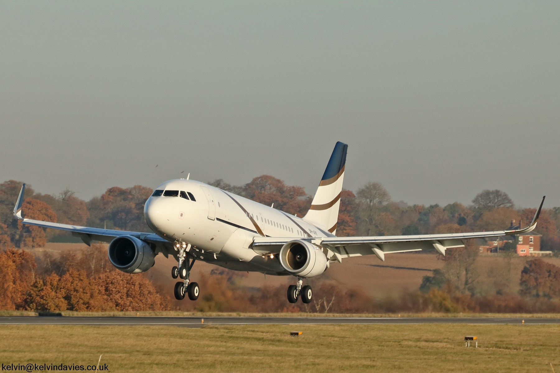 Comlux A319 Biz Jet 9H-AVK