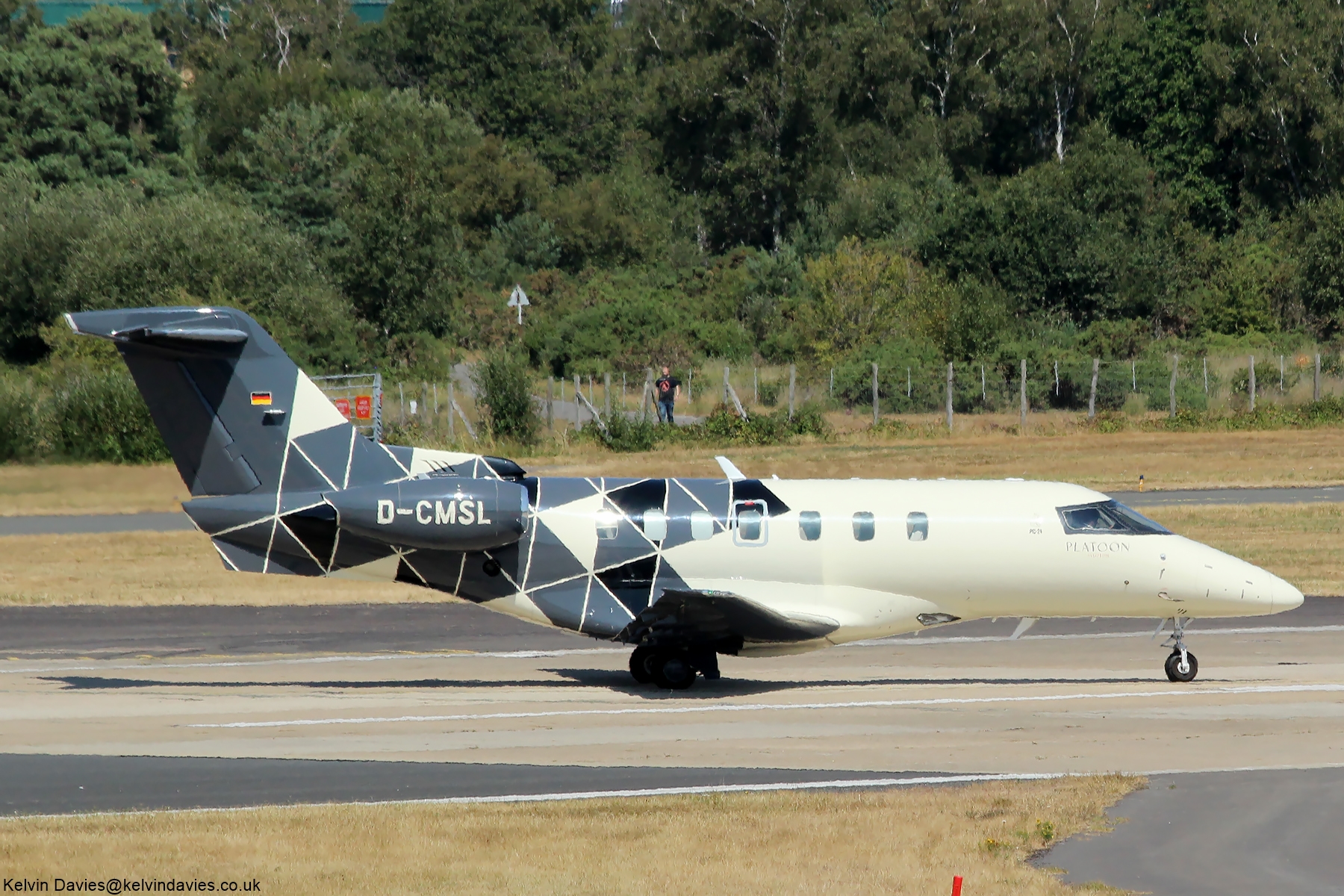 Platoon Aviation Pilatus PC-24 D-CMSL