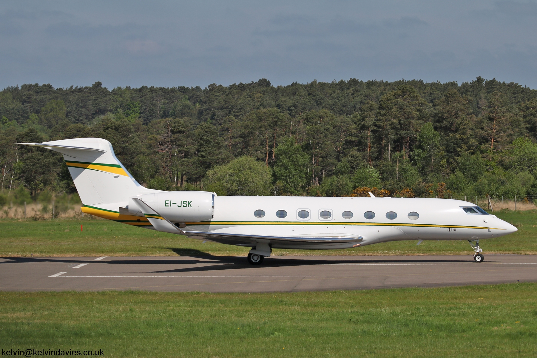 Westair Aviation G650 EI-JSK