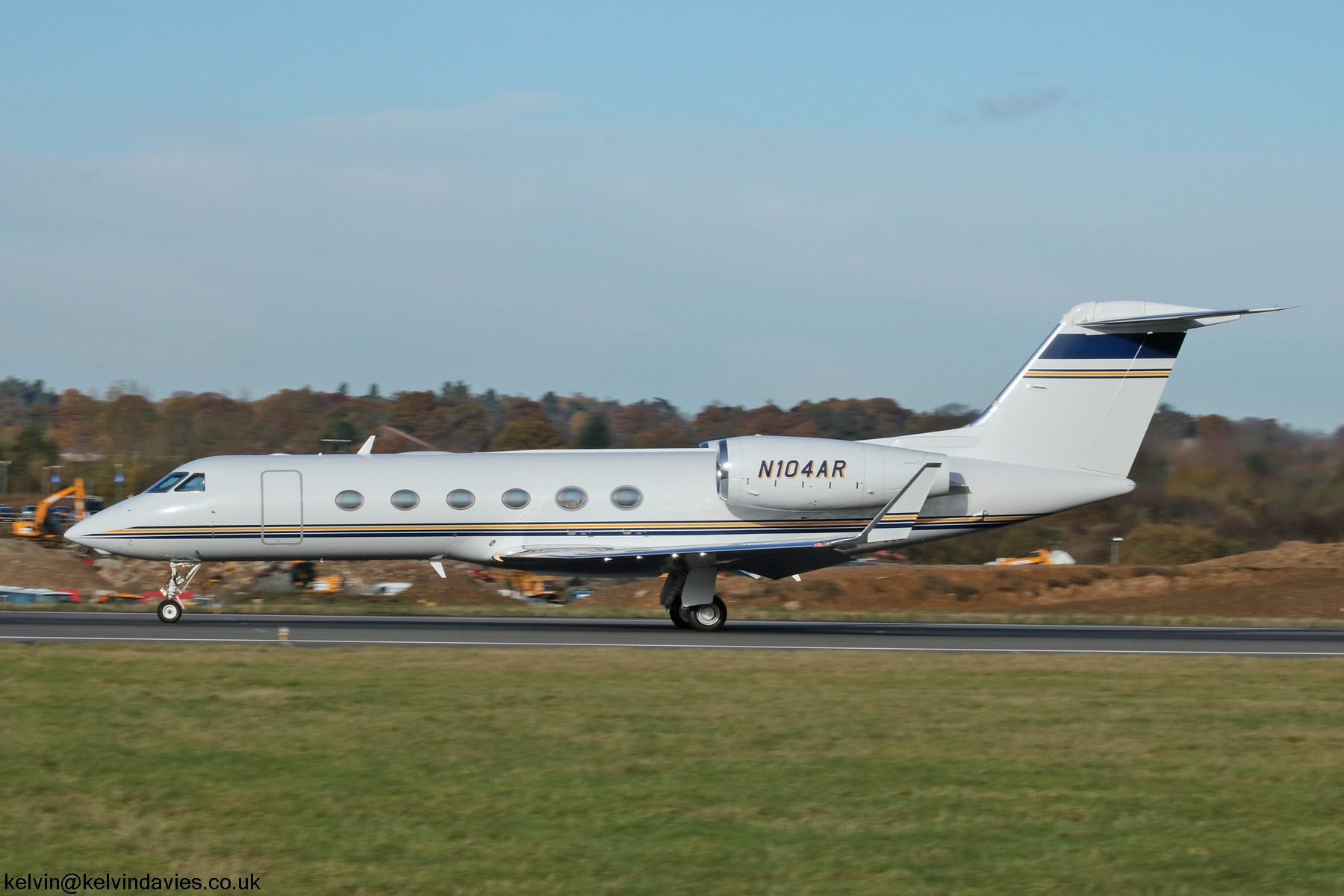 G450 N104AR