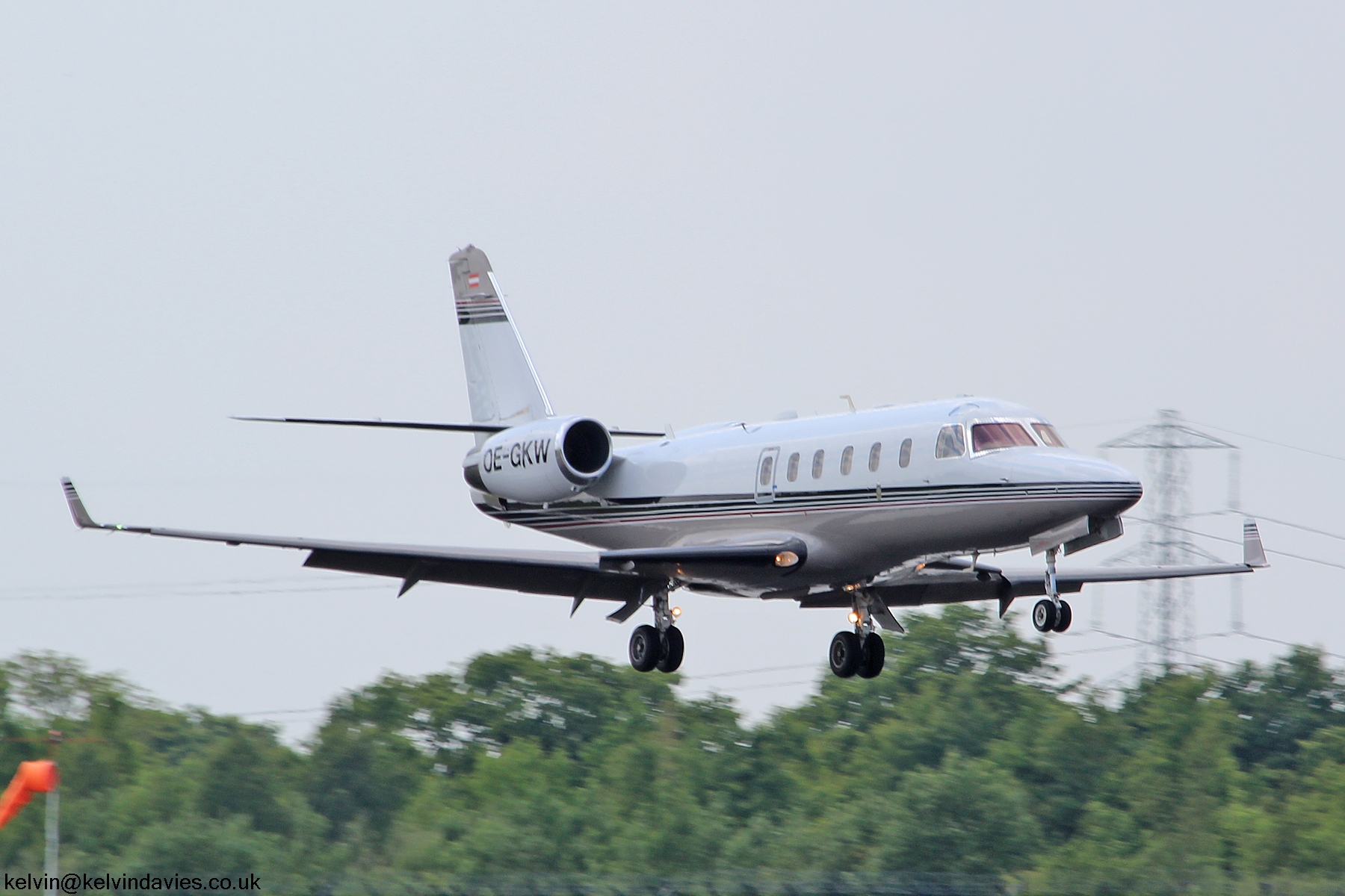Tyrol Air Ambulance G100 OE-GKW