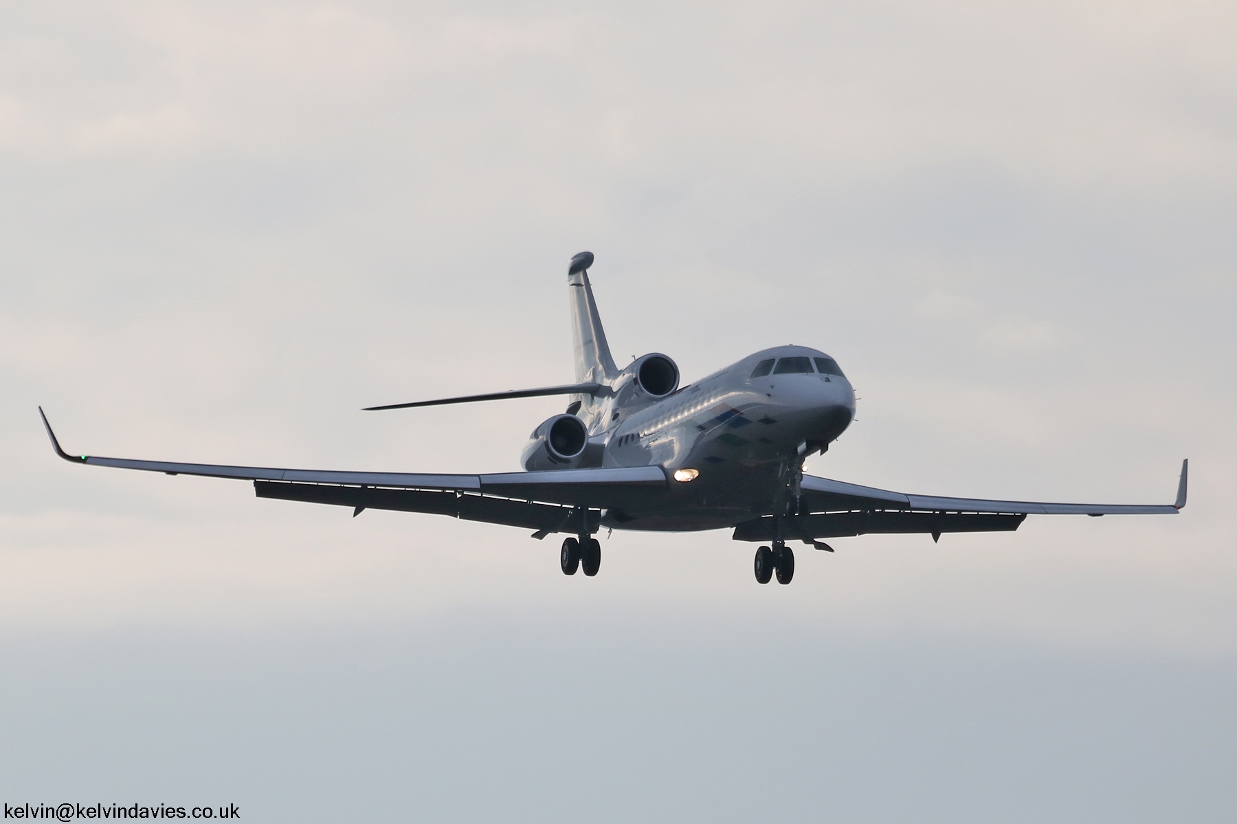 Volkswagen Air Service Falcon7X D-AGBH