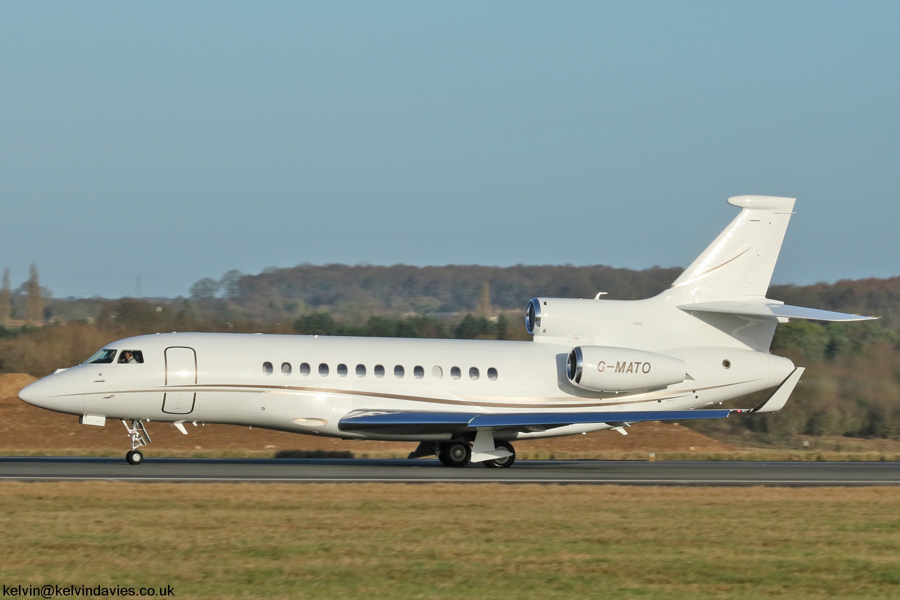 Falcon 7X G-MATO