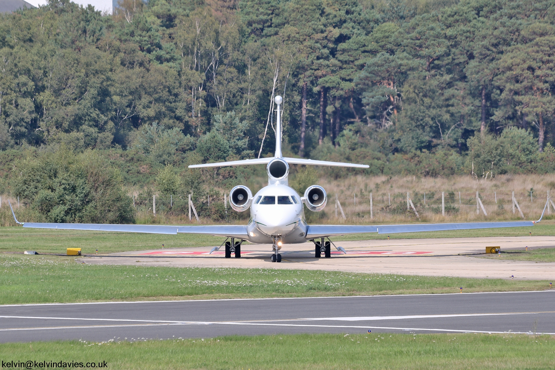 Concierge U Ltd Dassault Falcon 7X M-CELT