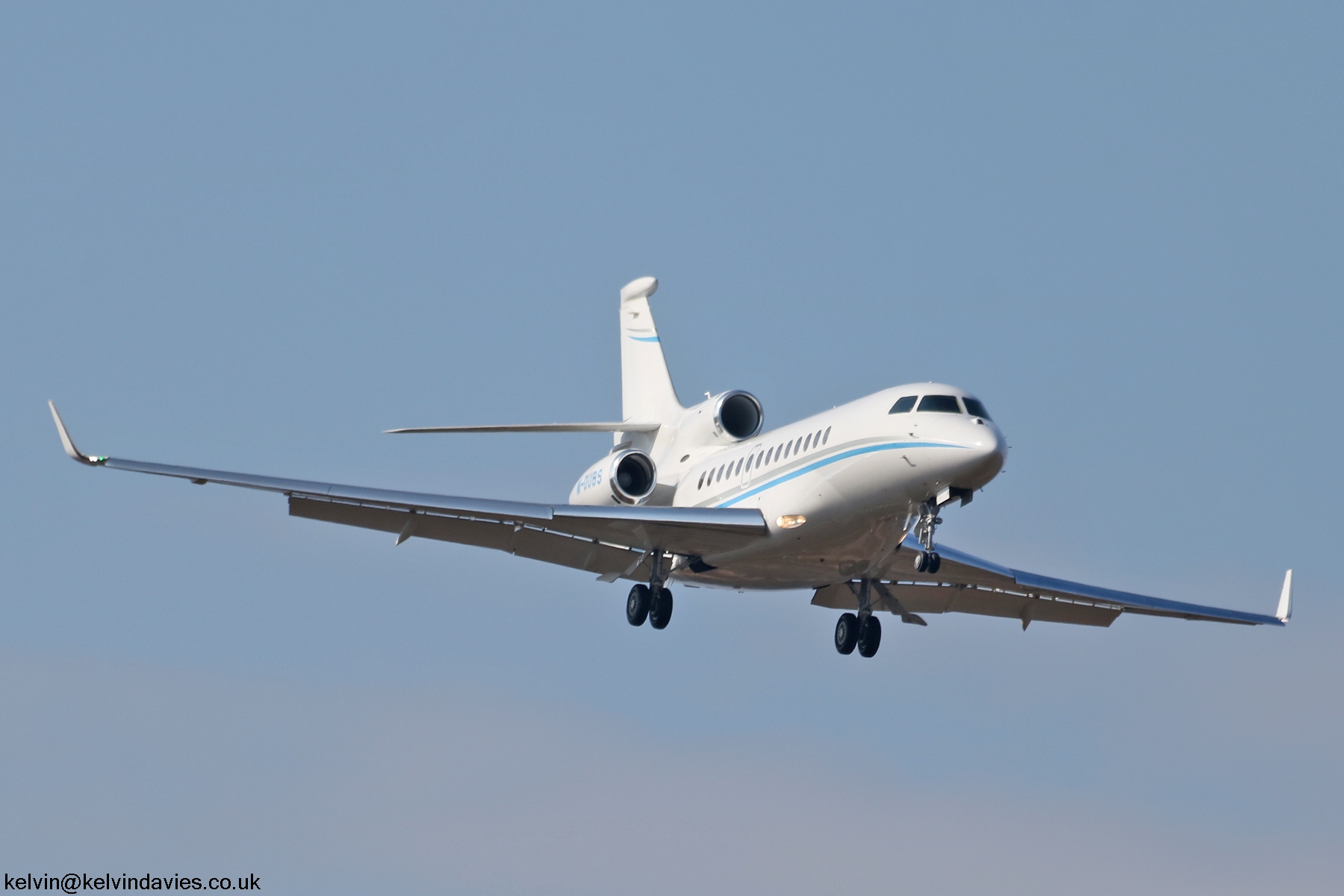 6D Aviation Operating Ltd Falcon 7X M-DUBS