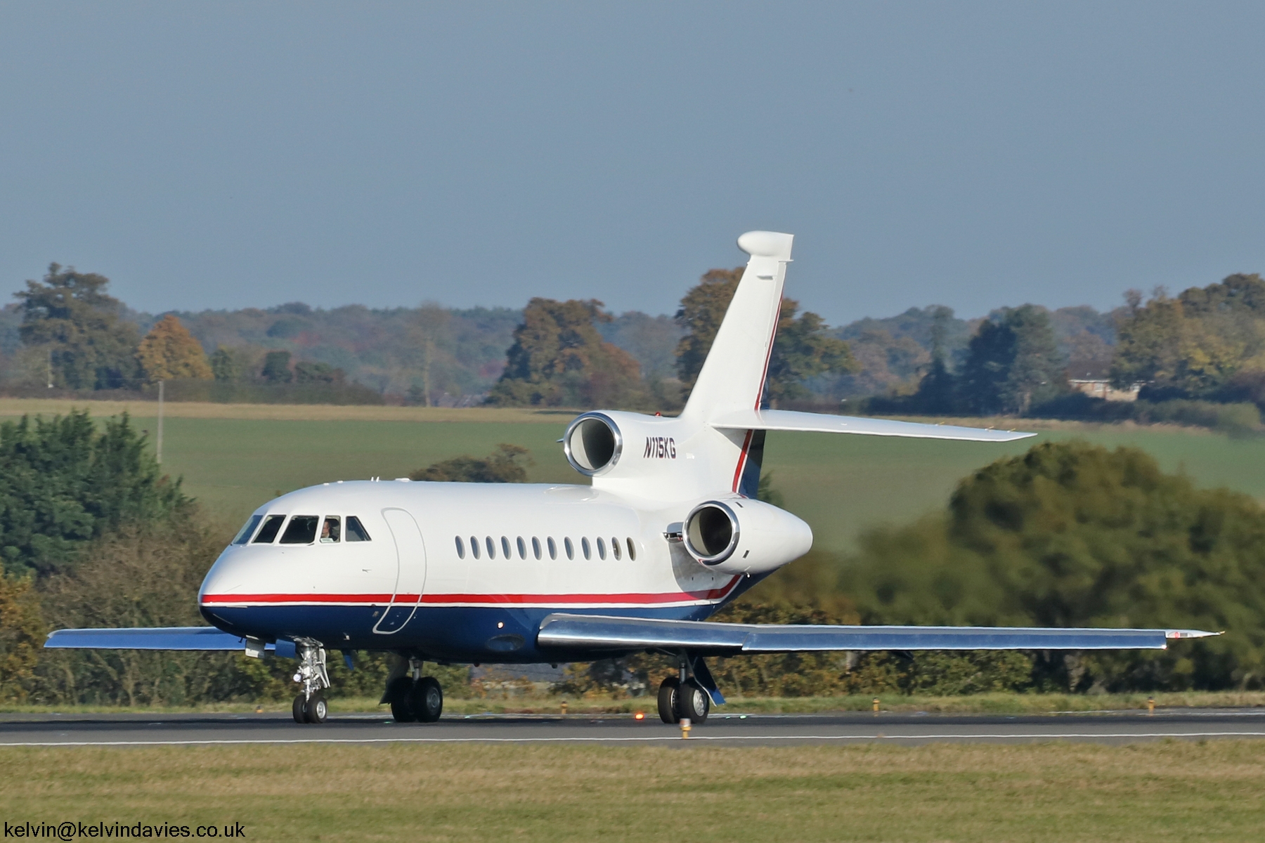 Falcon 900EX N115KG
