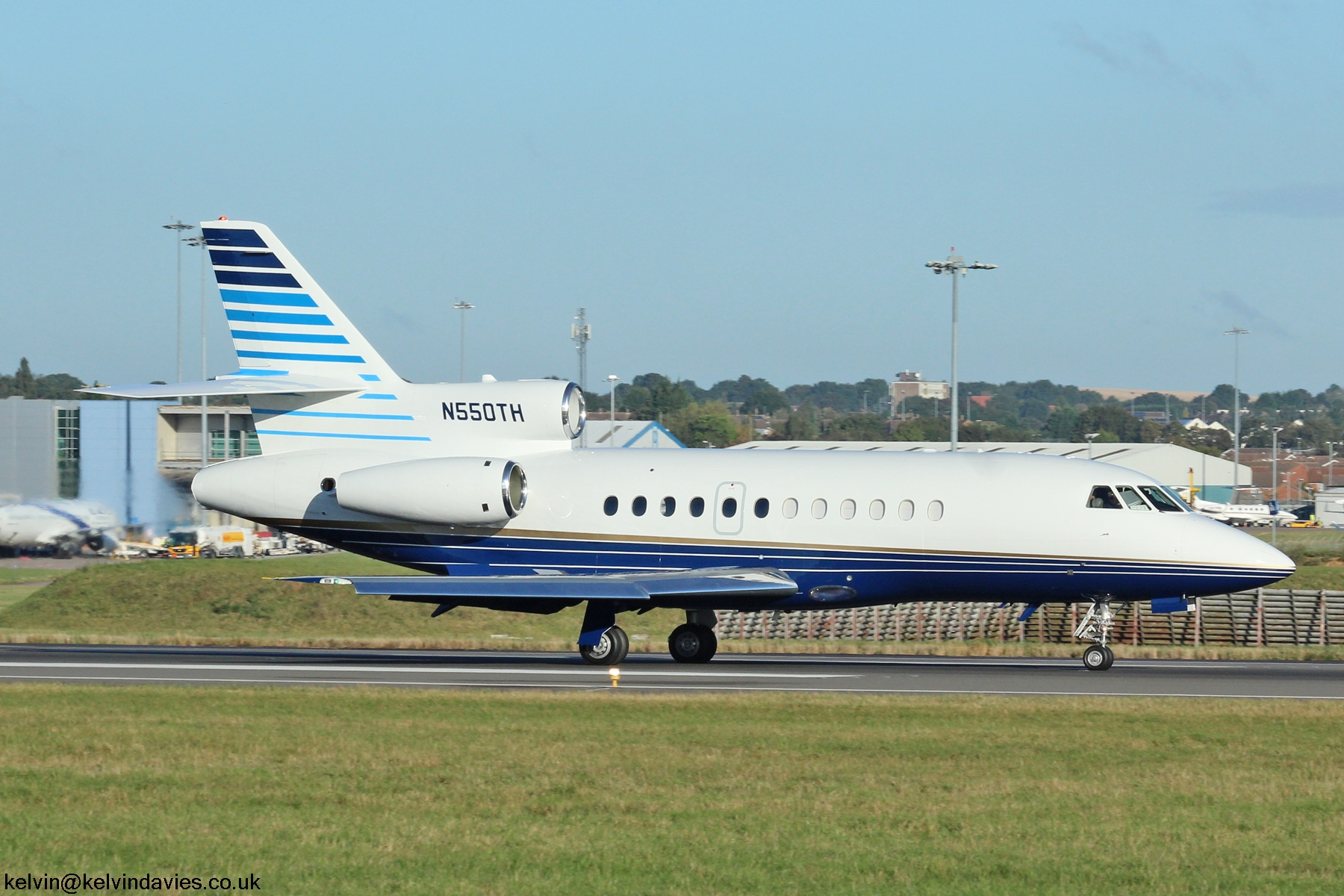 Falcon 900EX N550TH