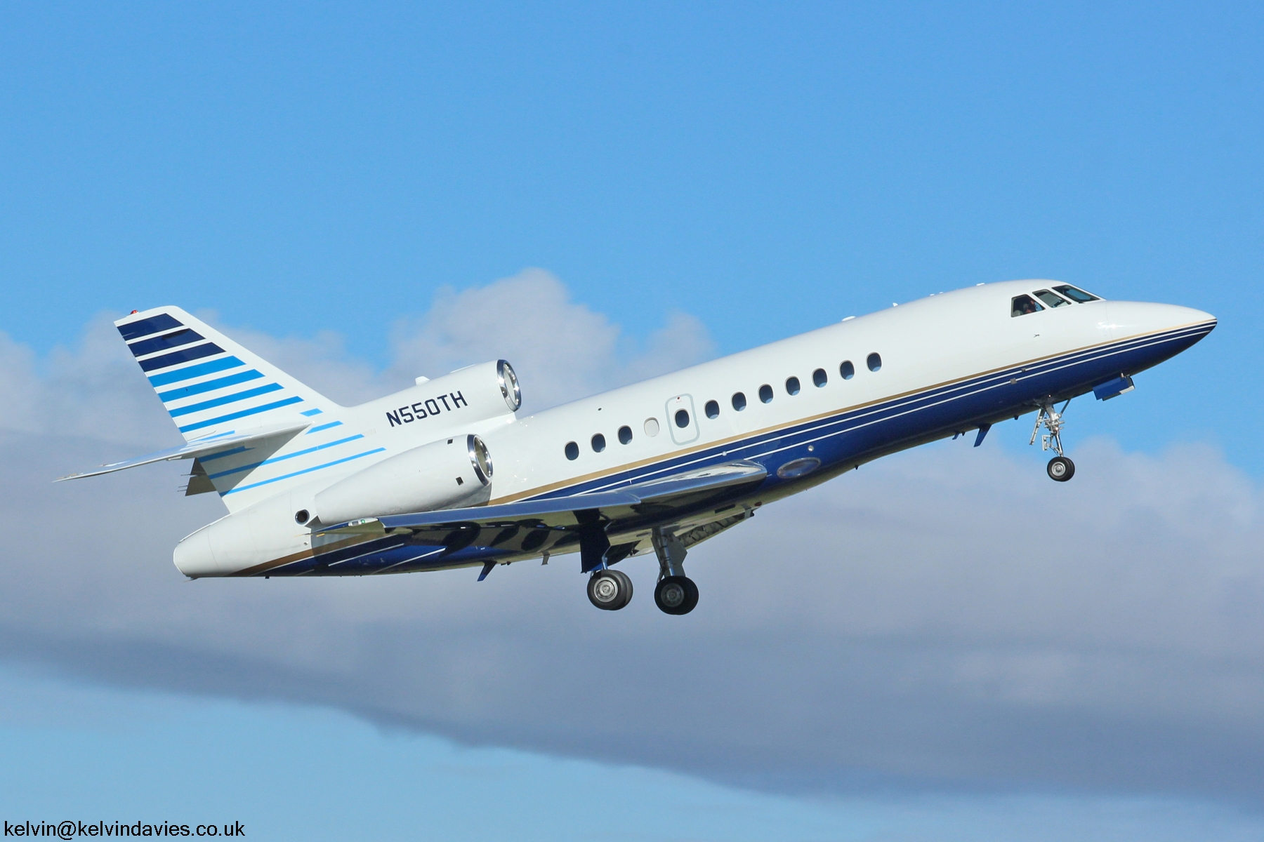Falcon 900EX N550TH