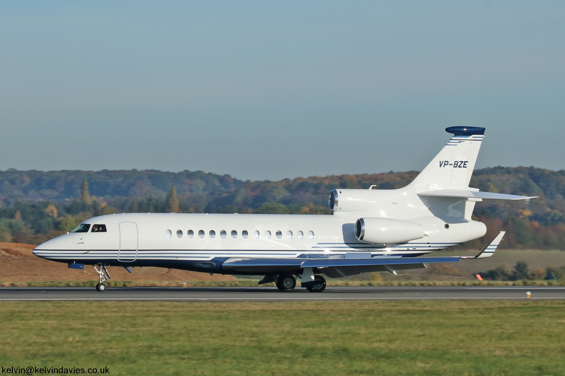 Falcon 7X VP-BZE