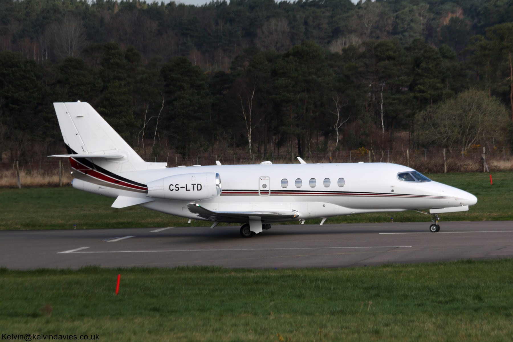 NetJets Europe Citation Latitude CS-LTD