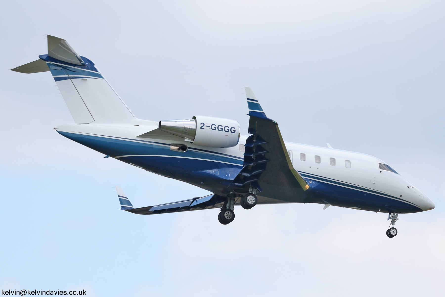 Volare Aviation Challenger 605 2-GGGG