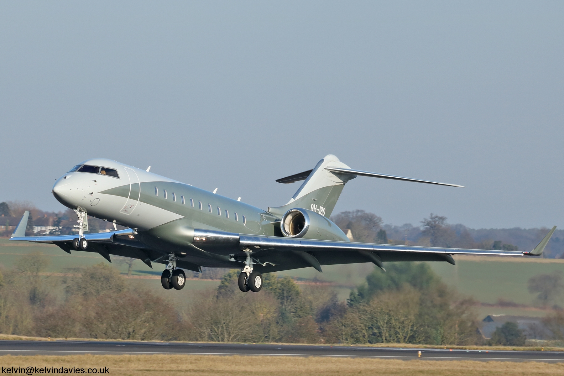 Challenger Global 5000 9H-IBD