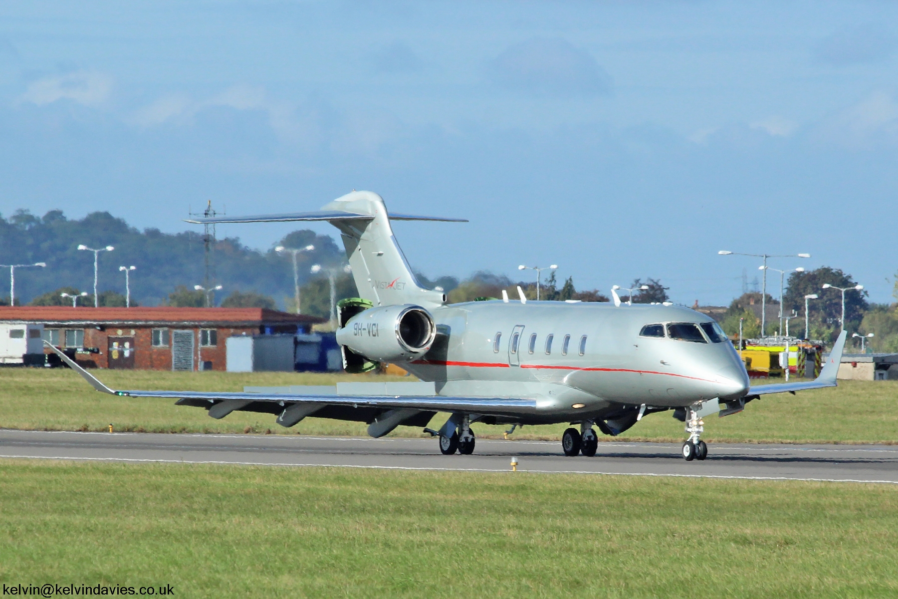 Challenger 350 9H-VCI