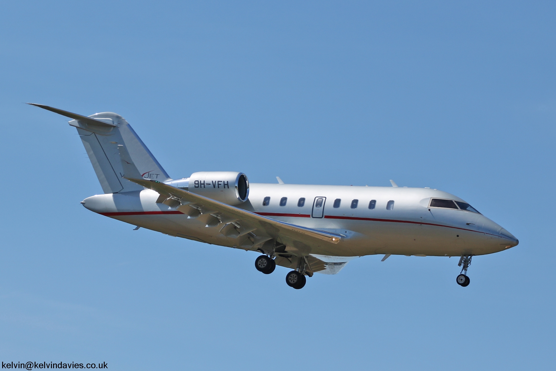 Challenger 605 9H-VFH