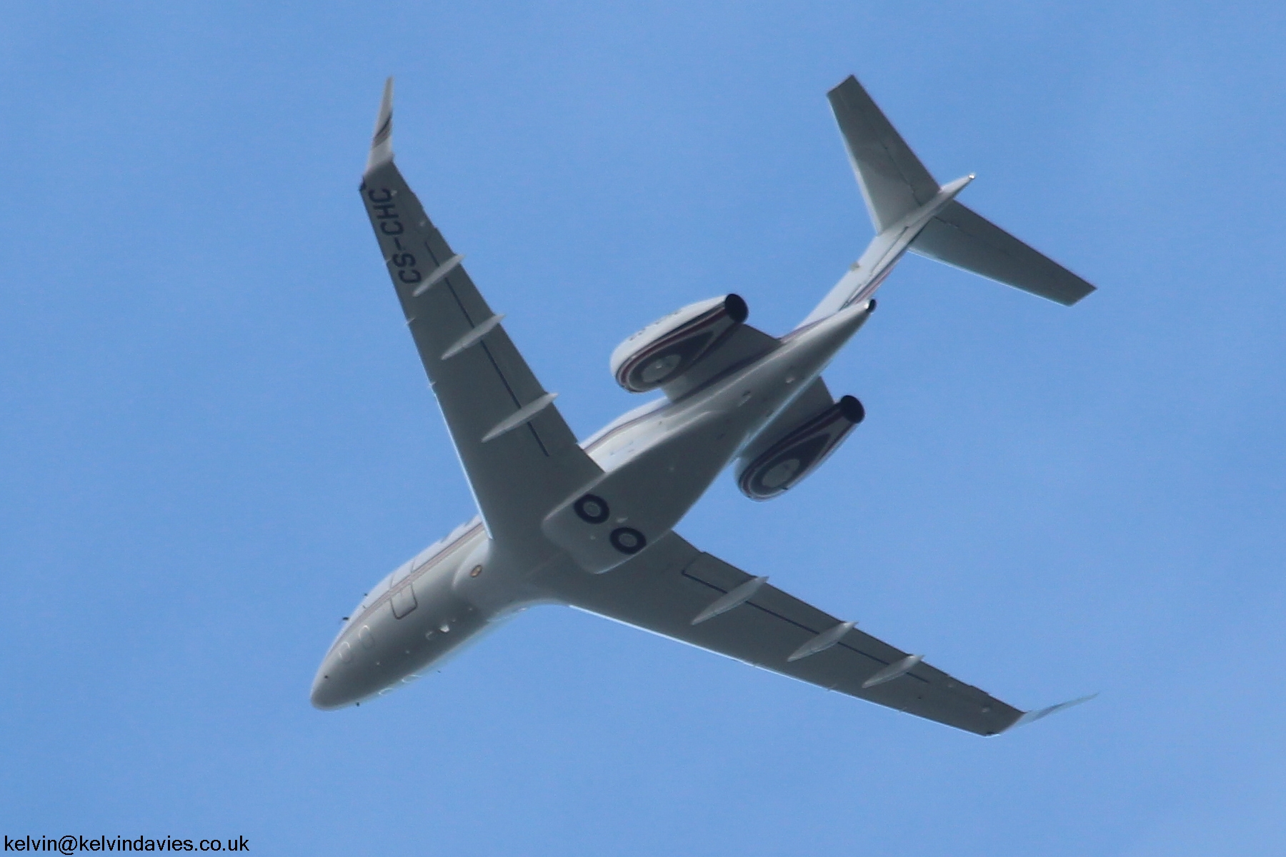 NetJets Europe Challenger 350 CS-CHC