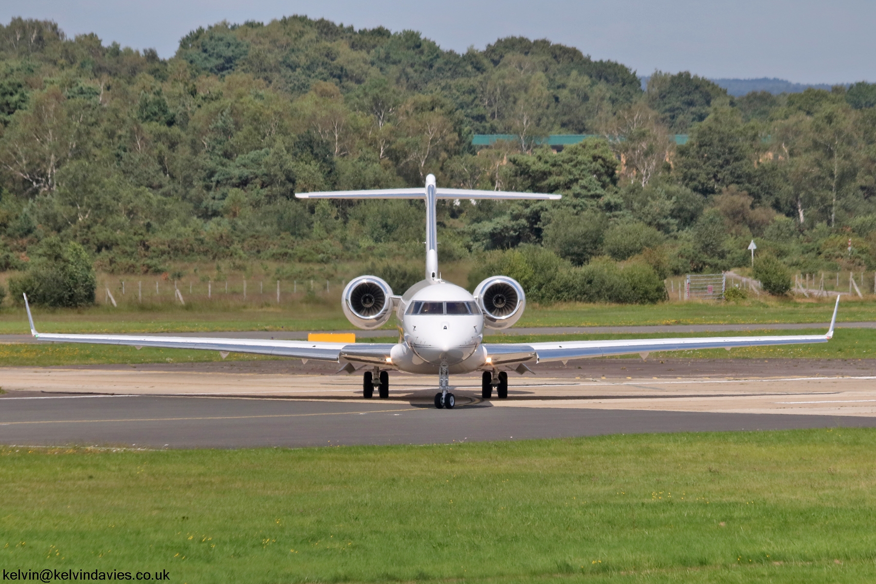 ACM Air Charter Global 6000 D-ARCO