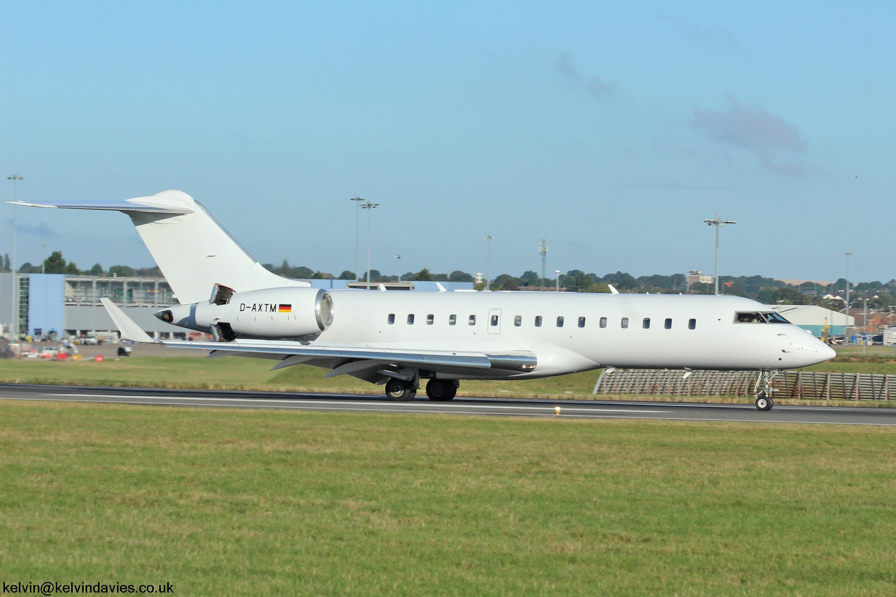 Global Express D-AXTM