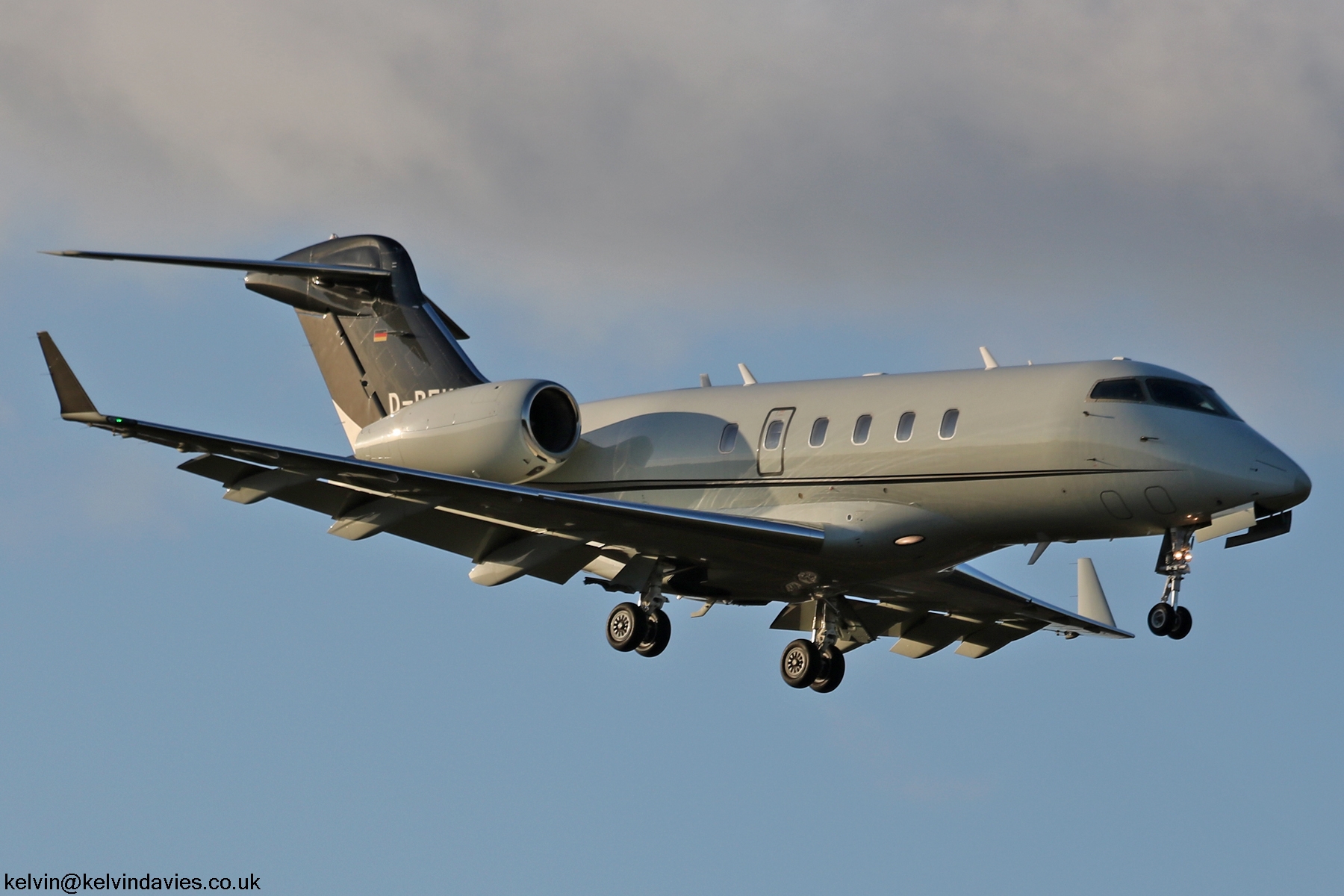 WindroseAir Jetcharter Challenger300 D-BEKP