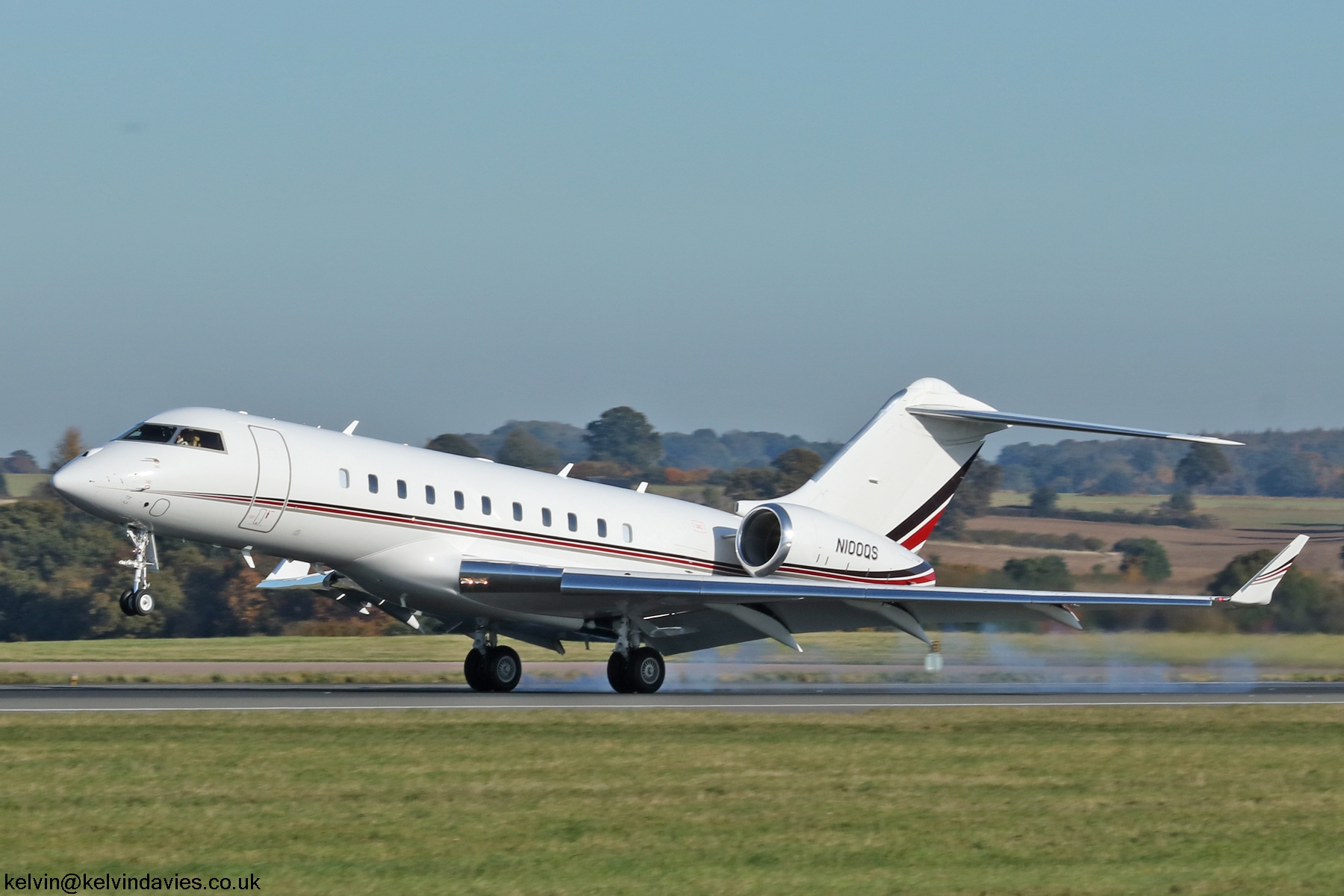 Global 5000 N100QS