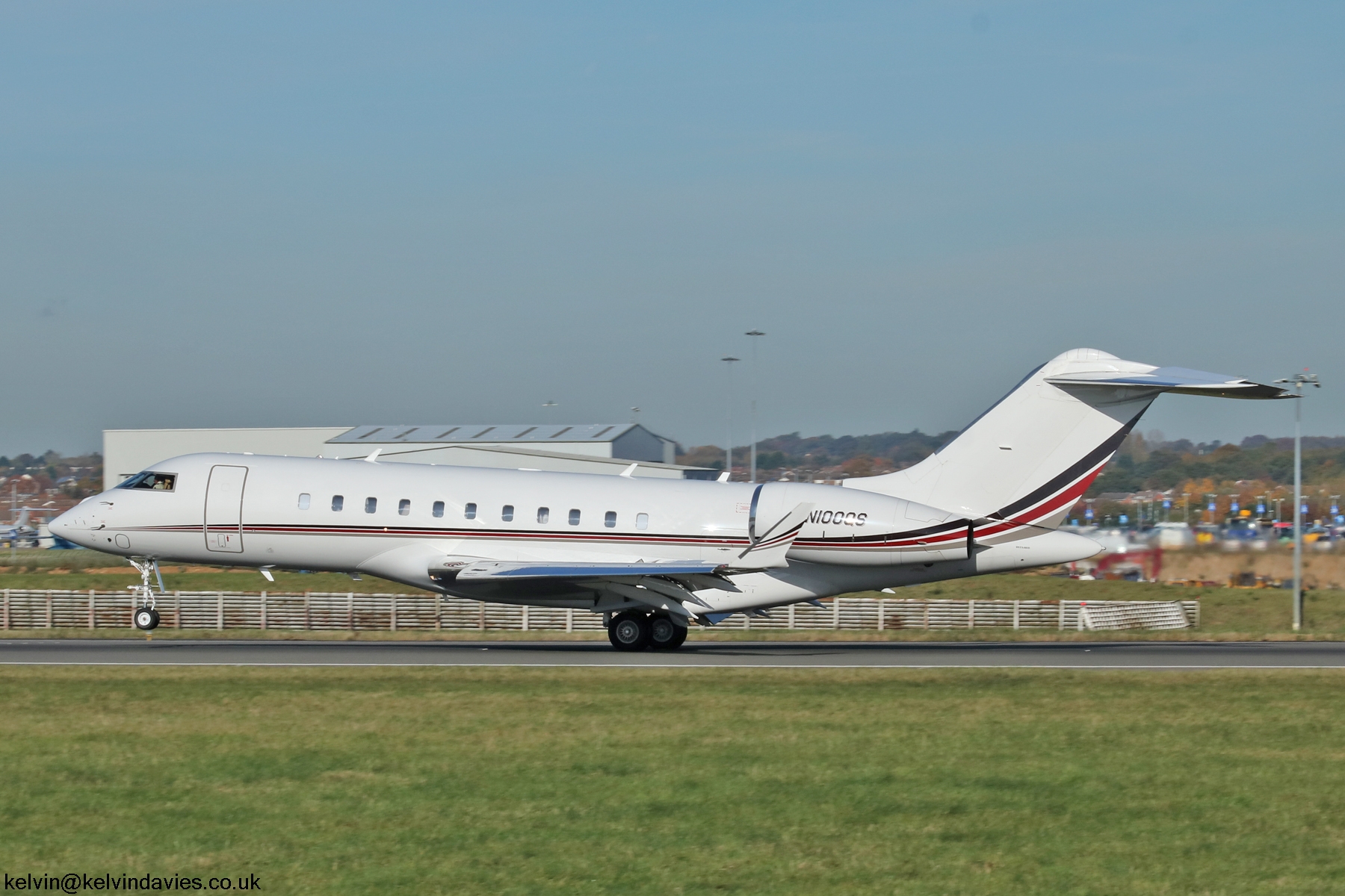 Global 5000 N100QS